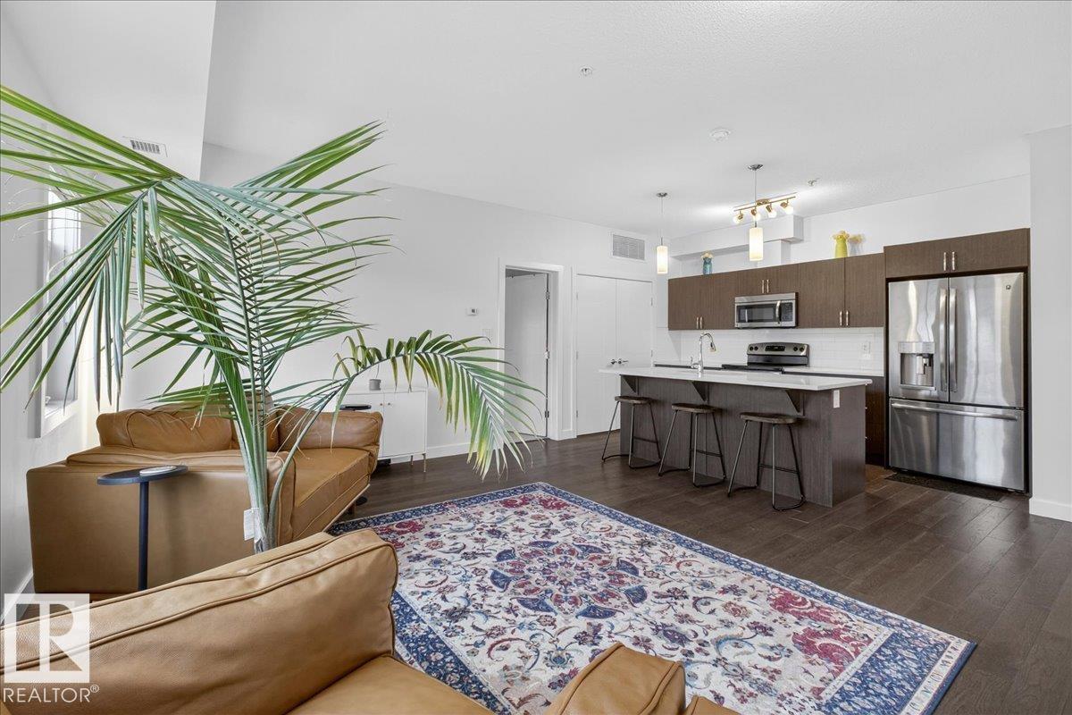 #406 8525 91 ST NW - 15