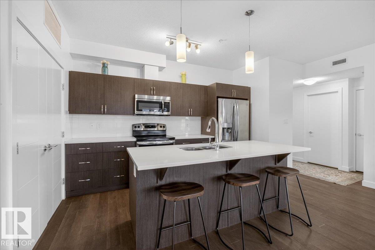 #406 8525 91 ST NW - 17