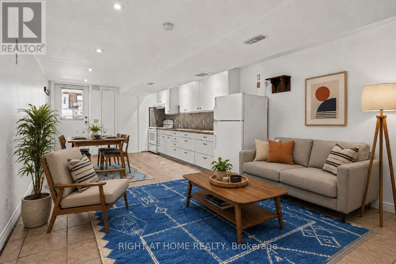 174 ROSETHORN AVENUE - 17