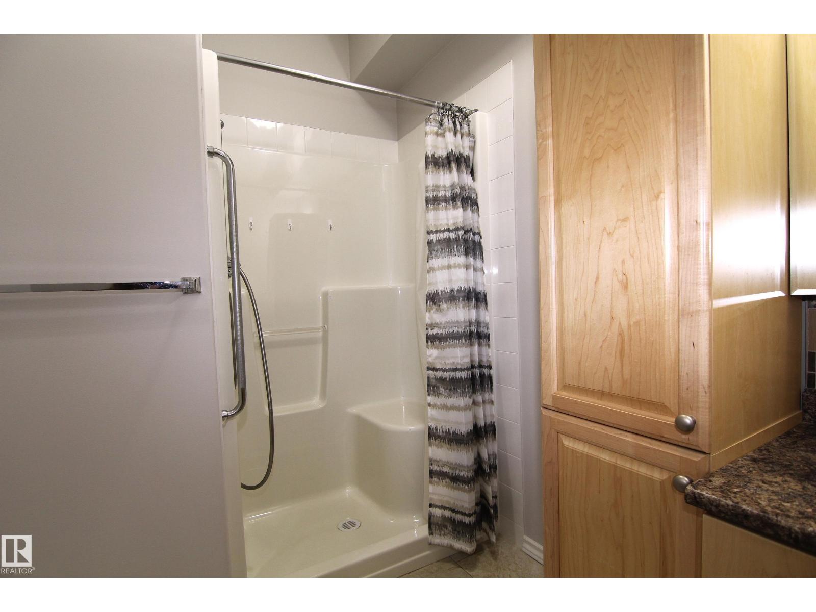 #127 8802 SOUTHFORT Drive - 21