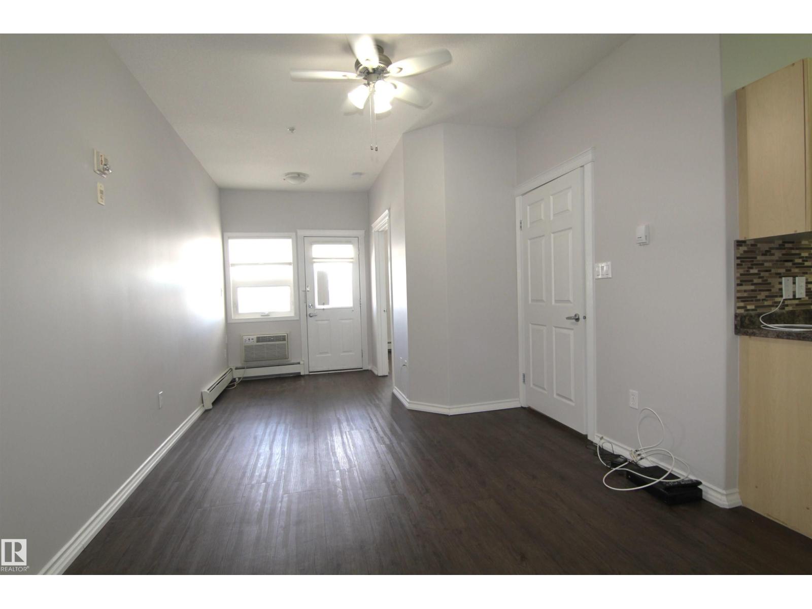 #127 8802 SOUTHFORT Drive - 15