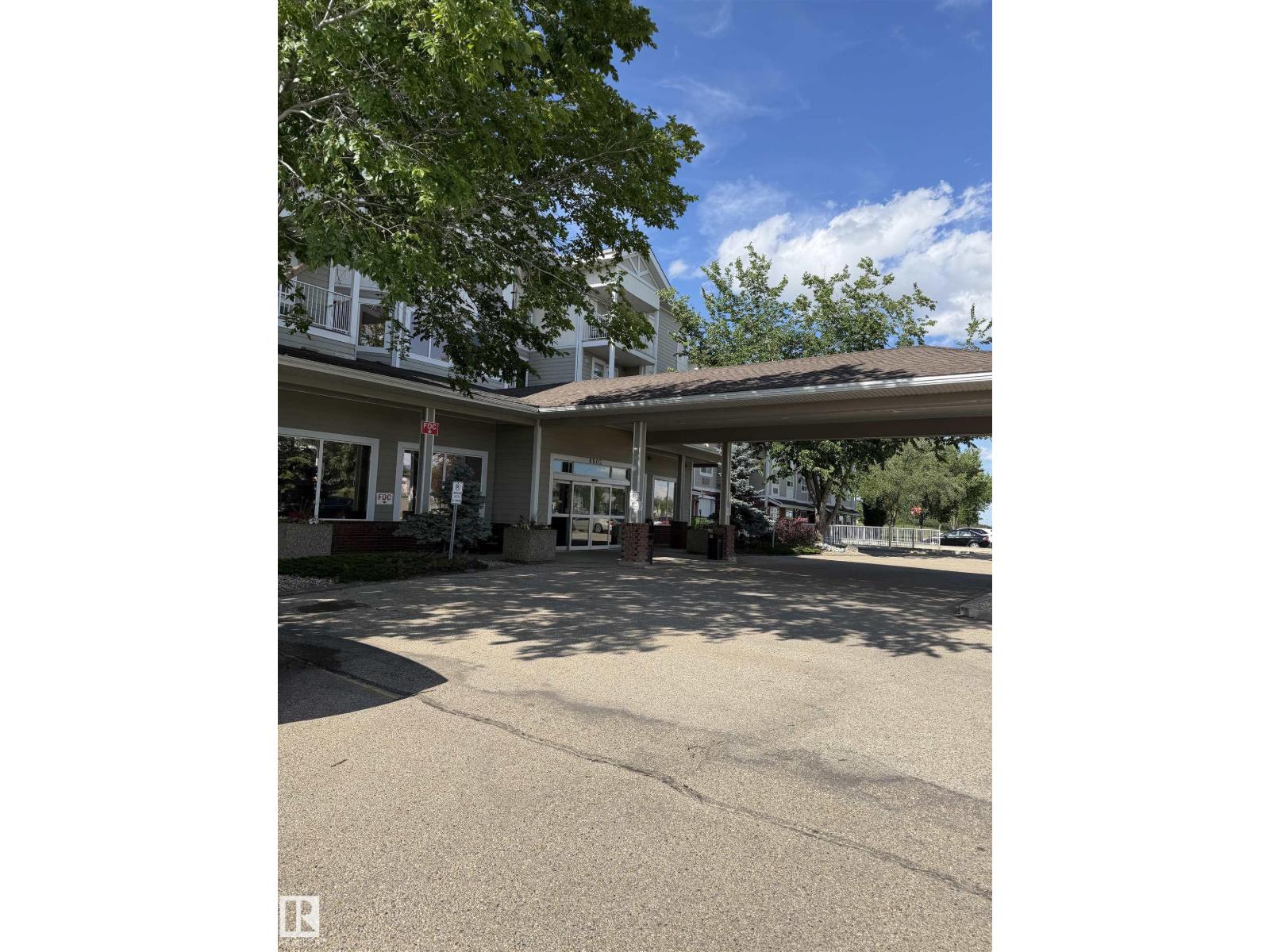 #127 8802 SOUTHFORT Drive - 34