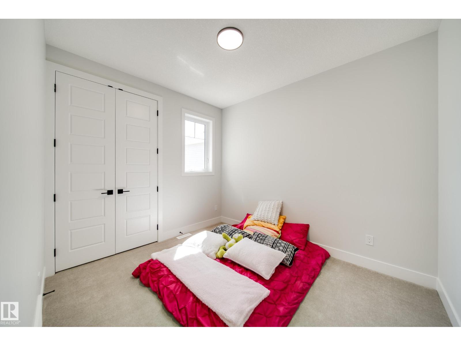 8808 183 AV NW - 31