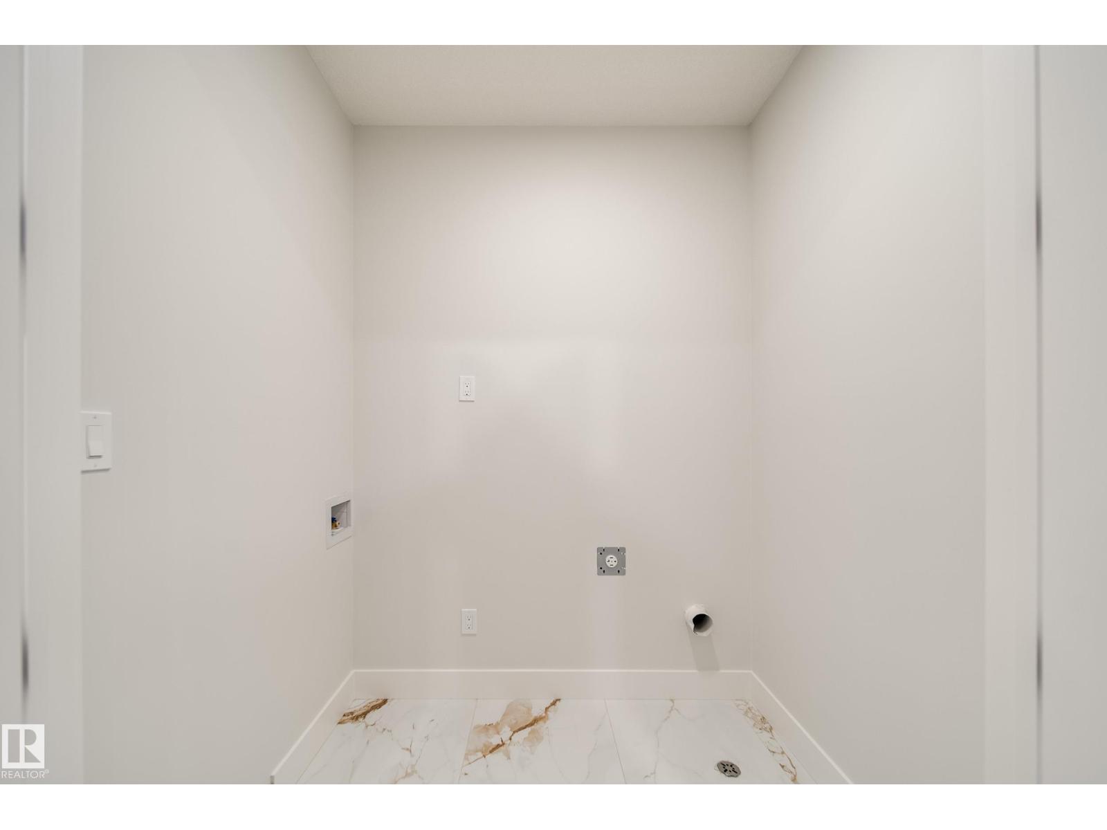 8808 183 AV NW - 35