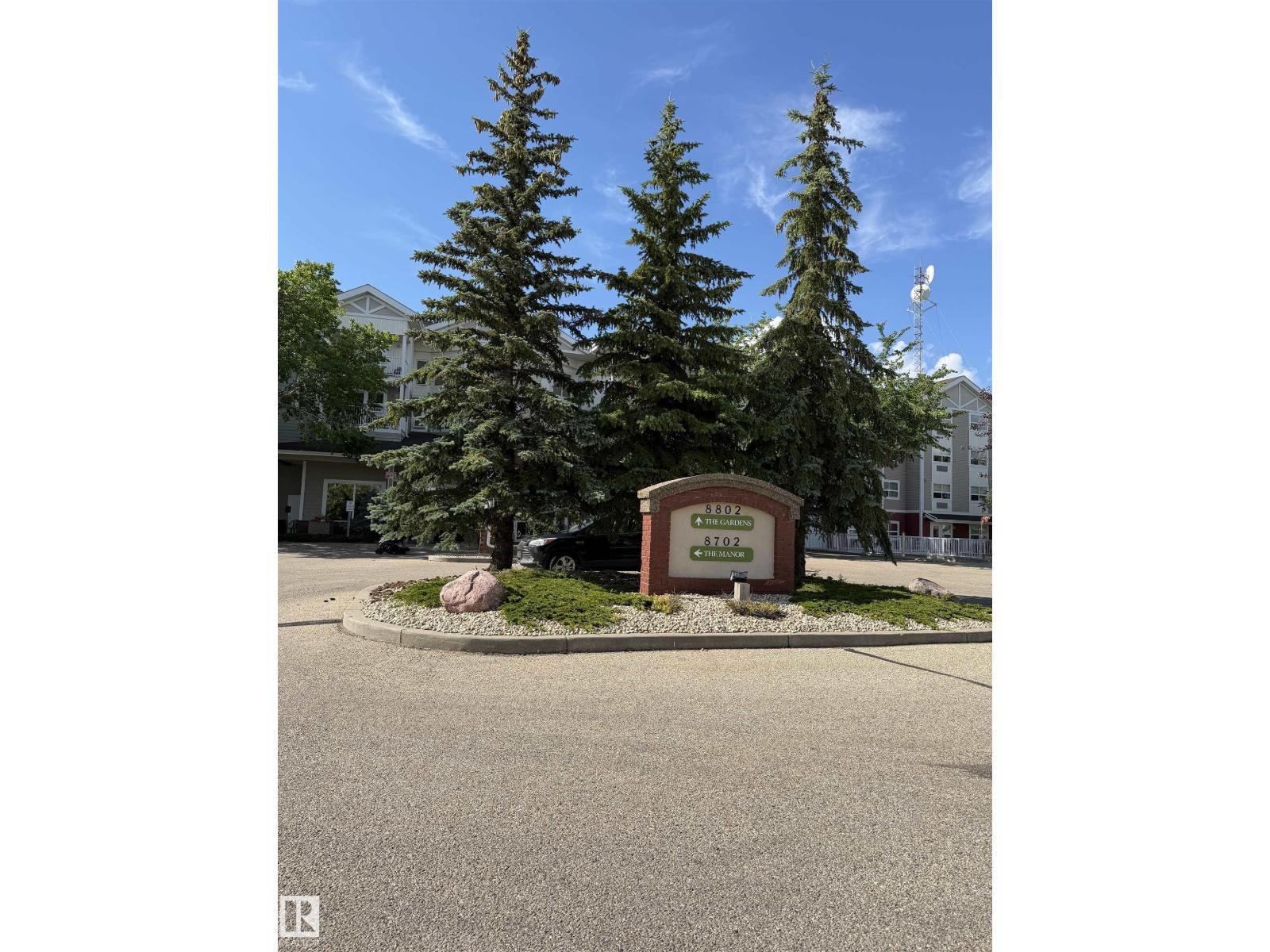 #127 8802 SOUTHFORT Drive - 35