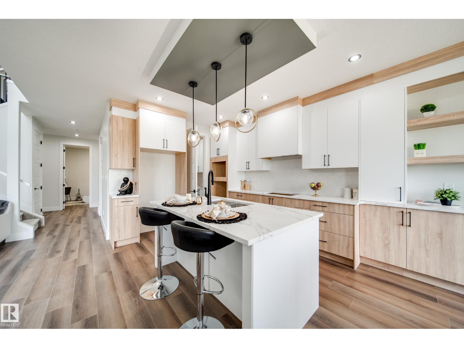 8808 183 AV NW - 17