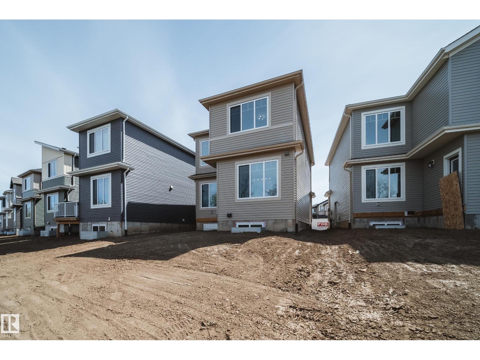 8808 183 AV NW - 39