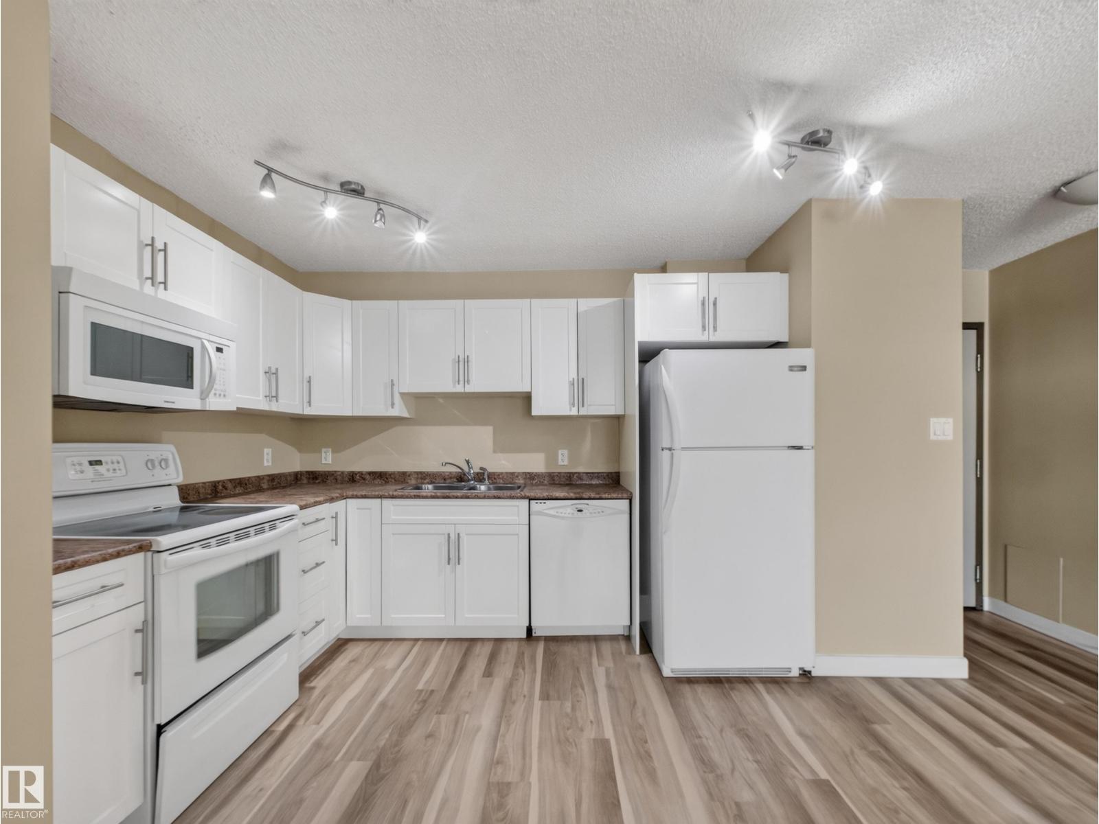 #502 9710 105 ST NW - 7