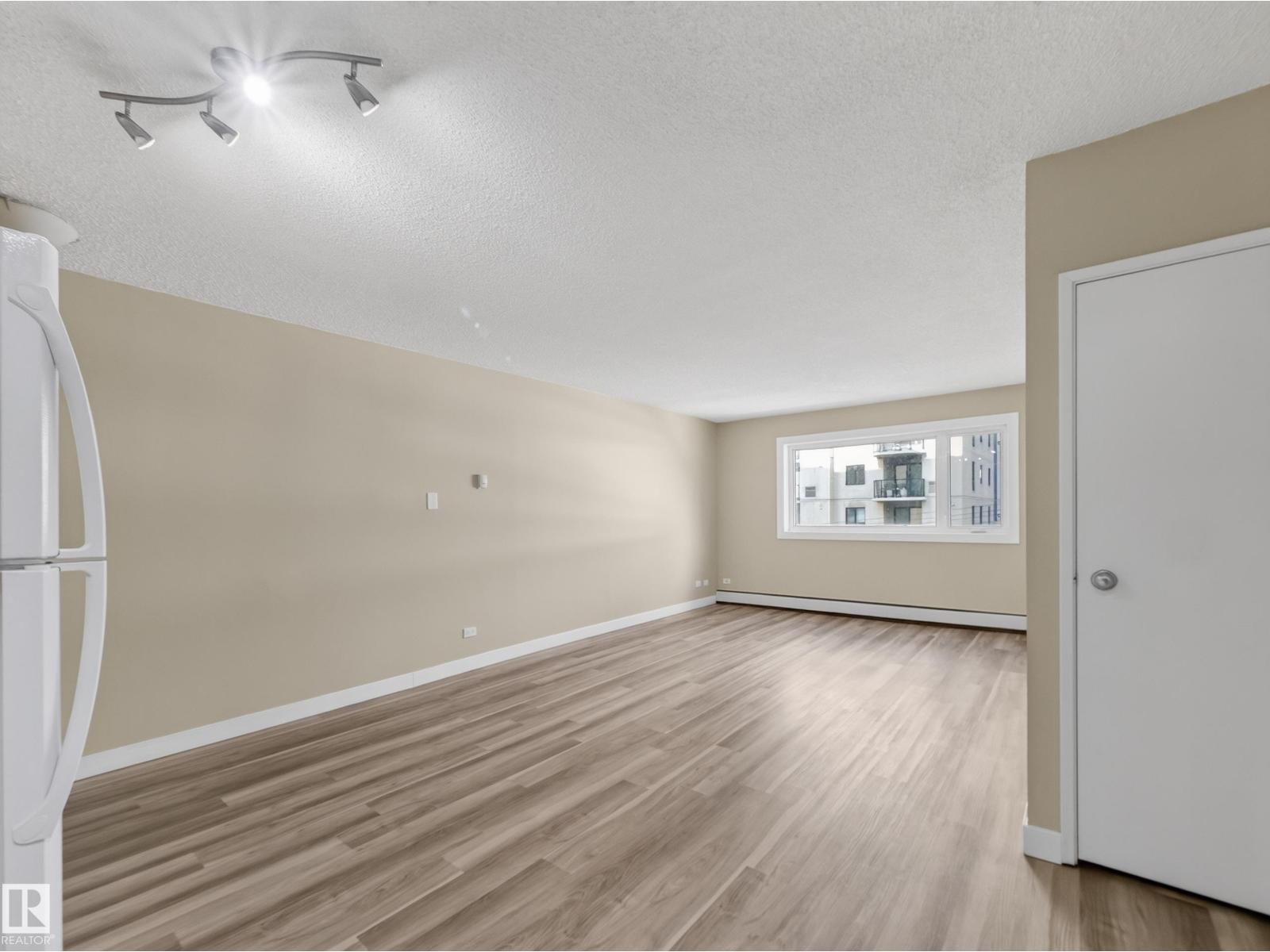 #502 9710 105 ST NW - 9