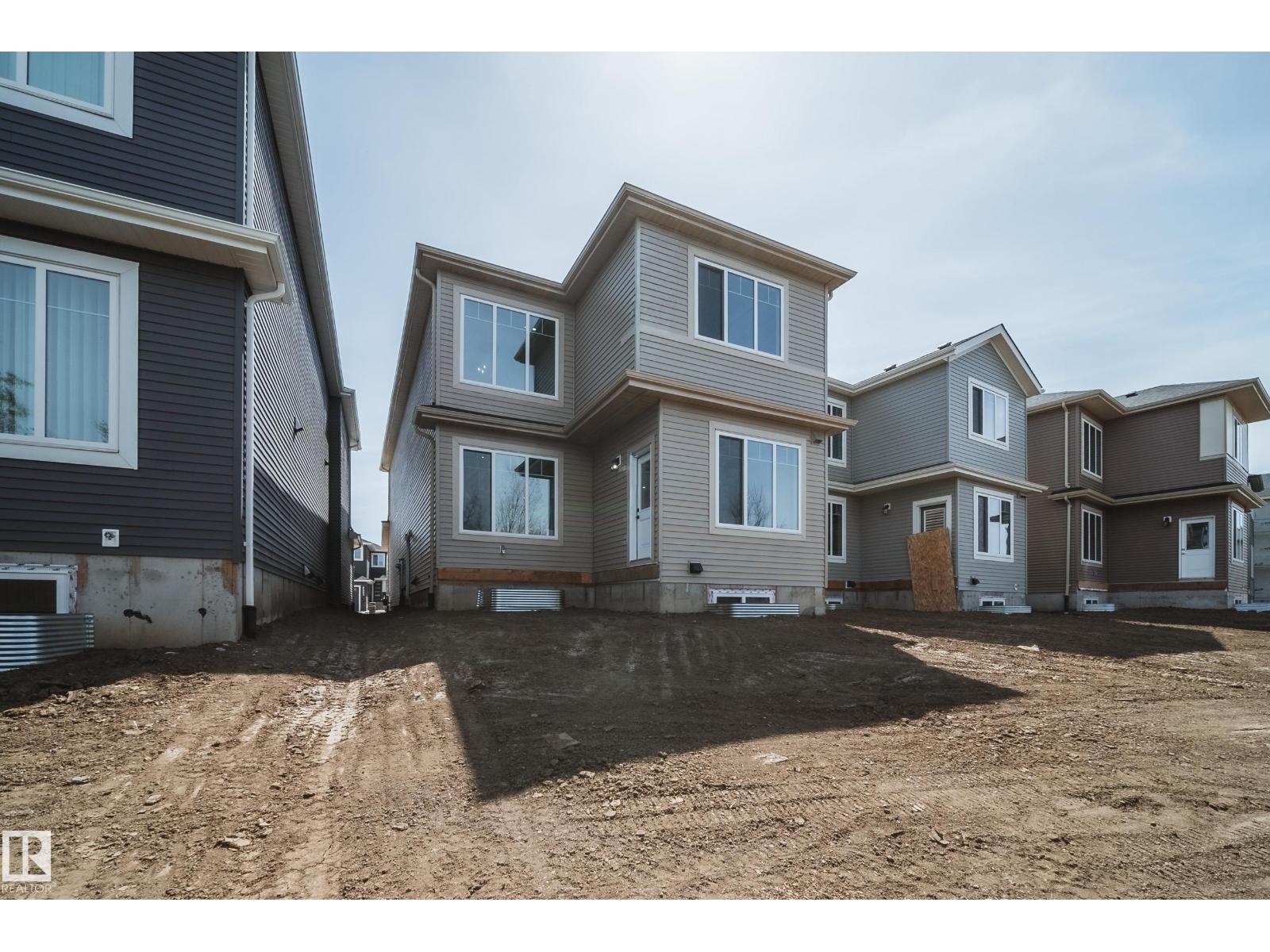 8808 183 AV NW - 40