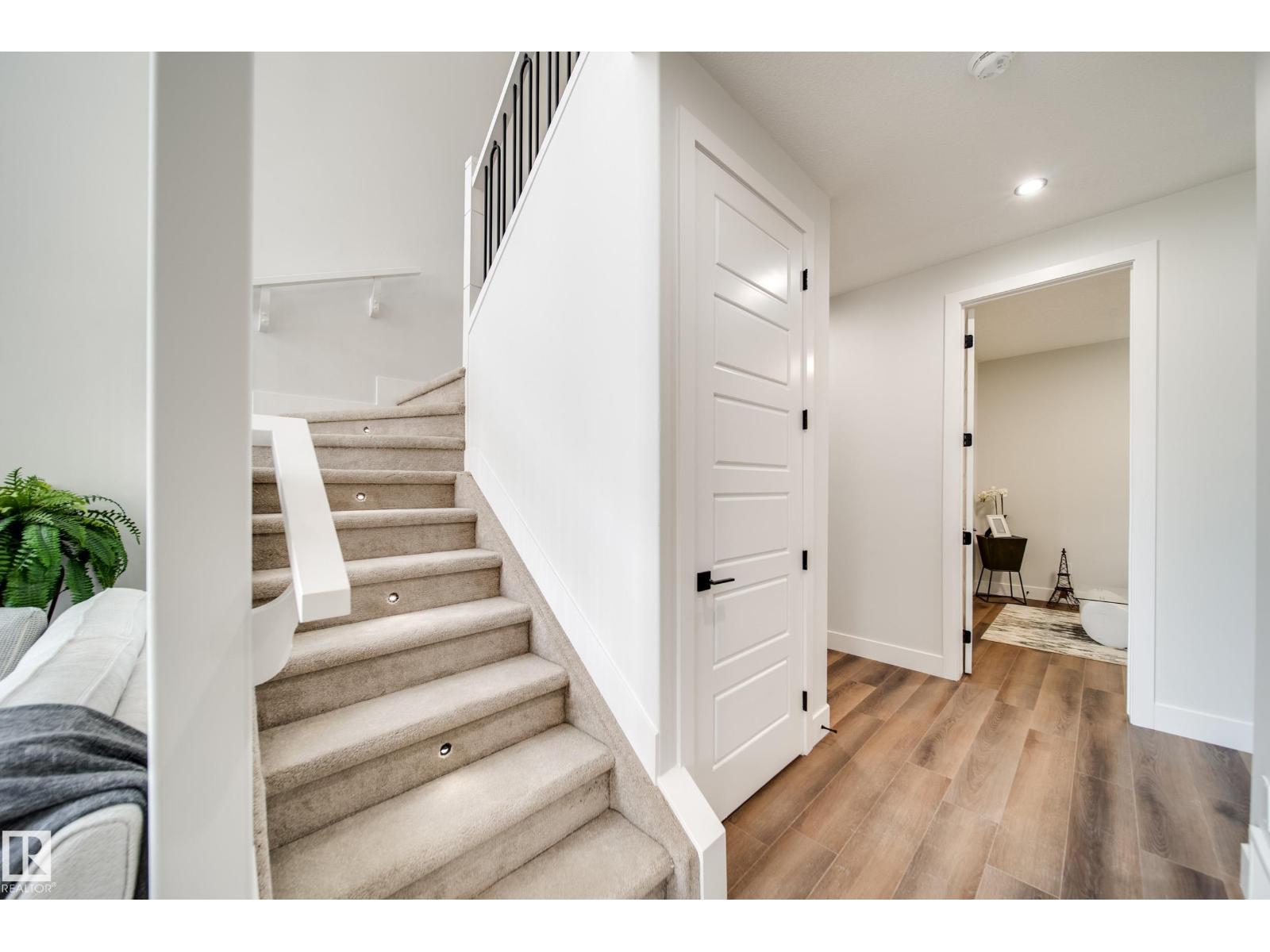 8808 183 AV NW - 9