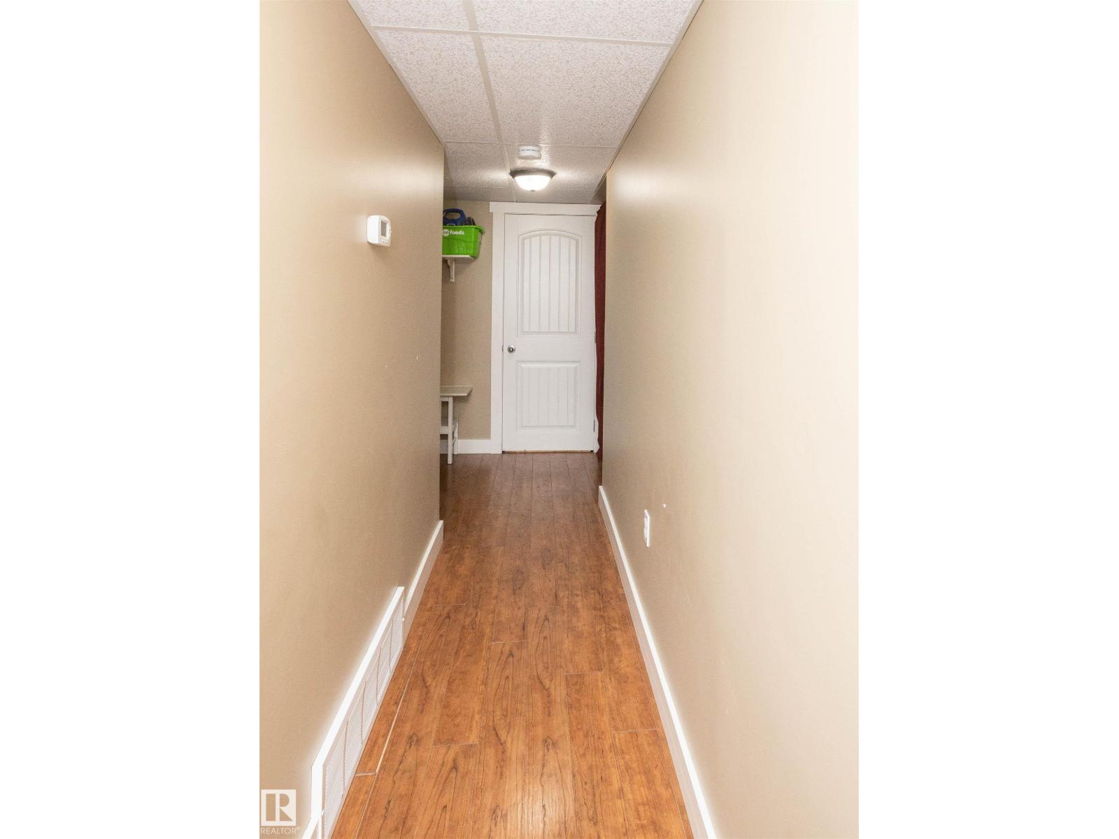 10232 101 ST - 51