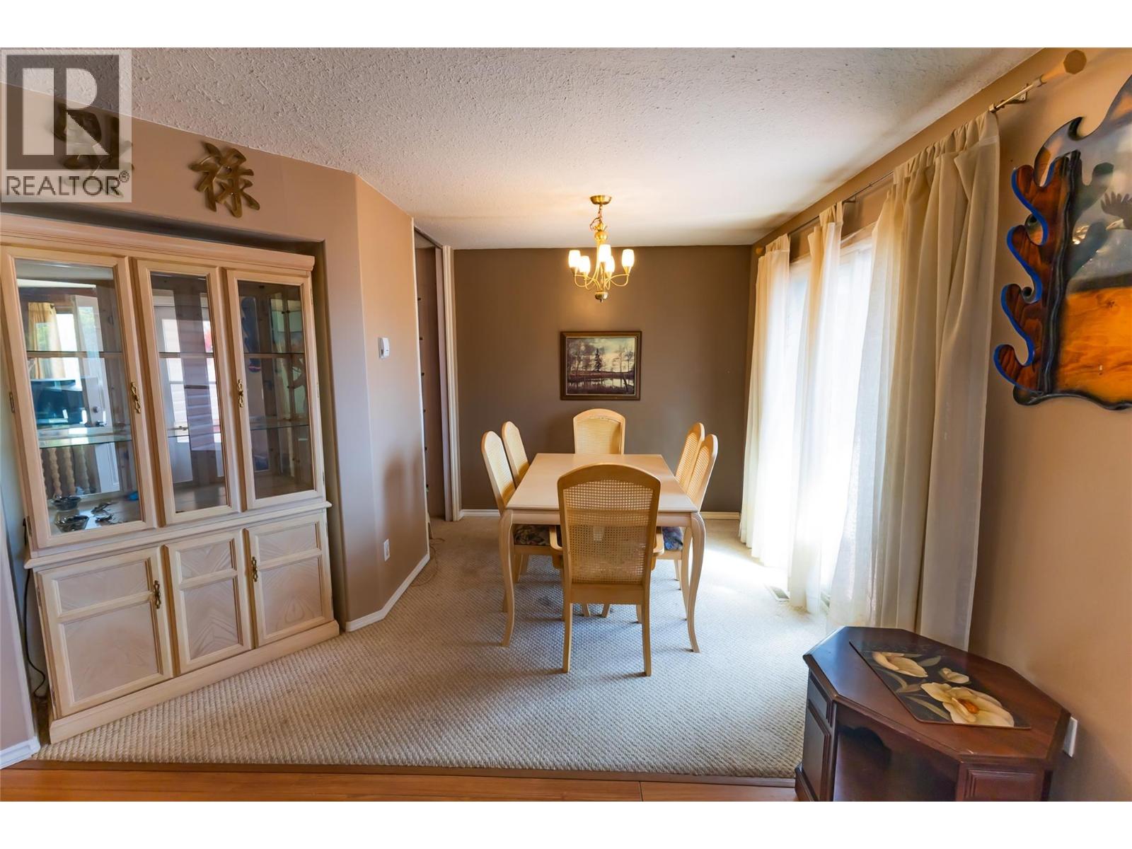 4828 / 4830 47 Avenue - 5