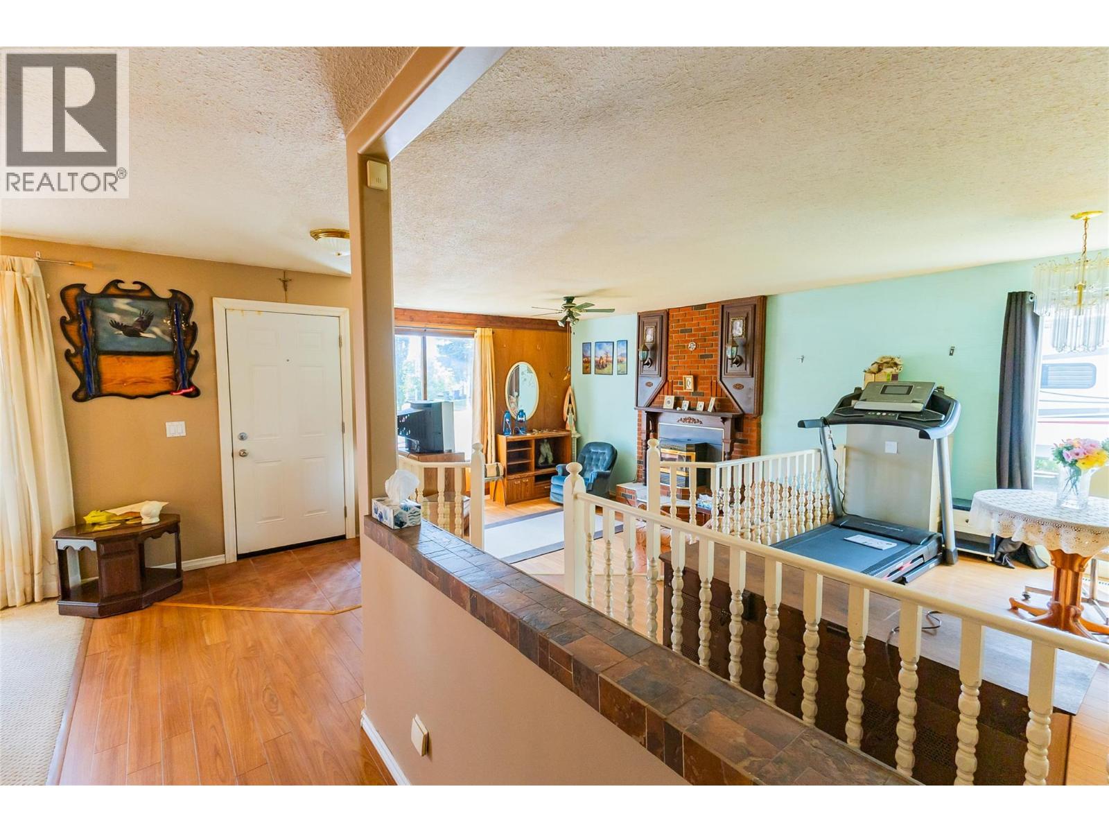 4828 / 4830 47 Avenue - 27