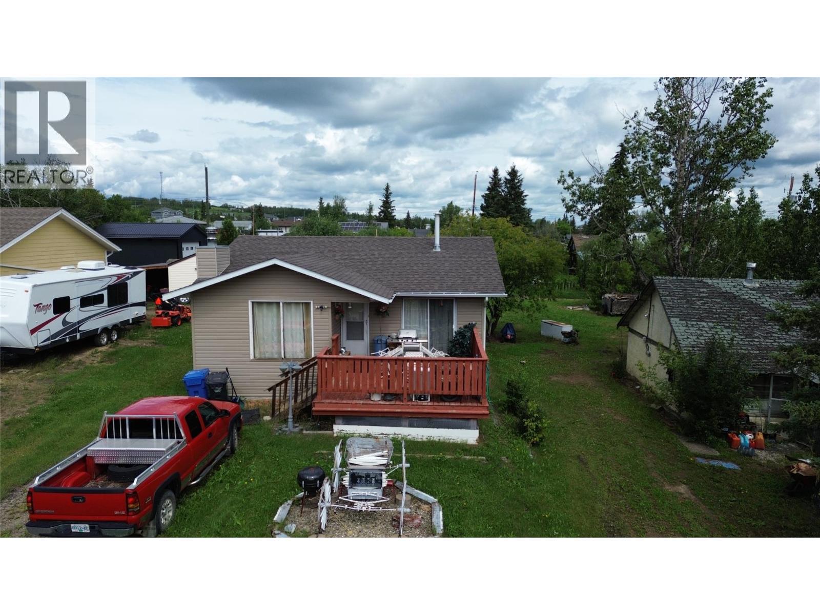 4828 / 4830 47 Avenue - 36