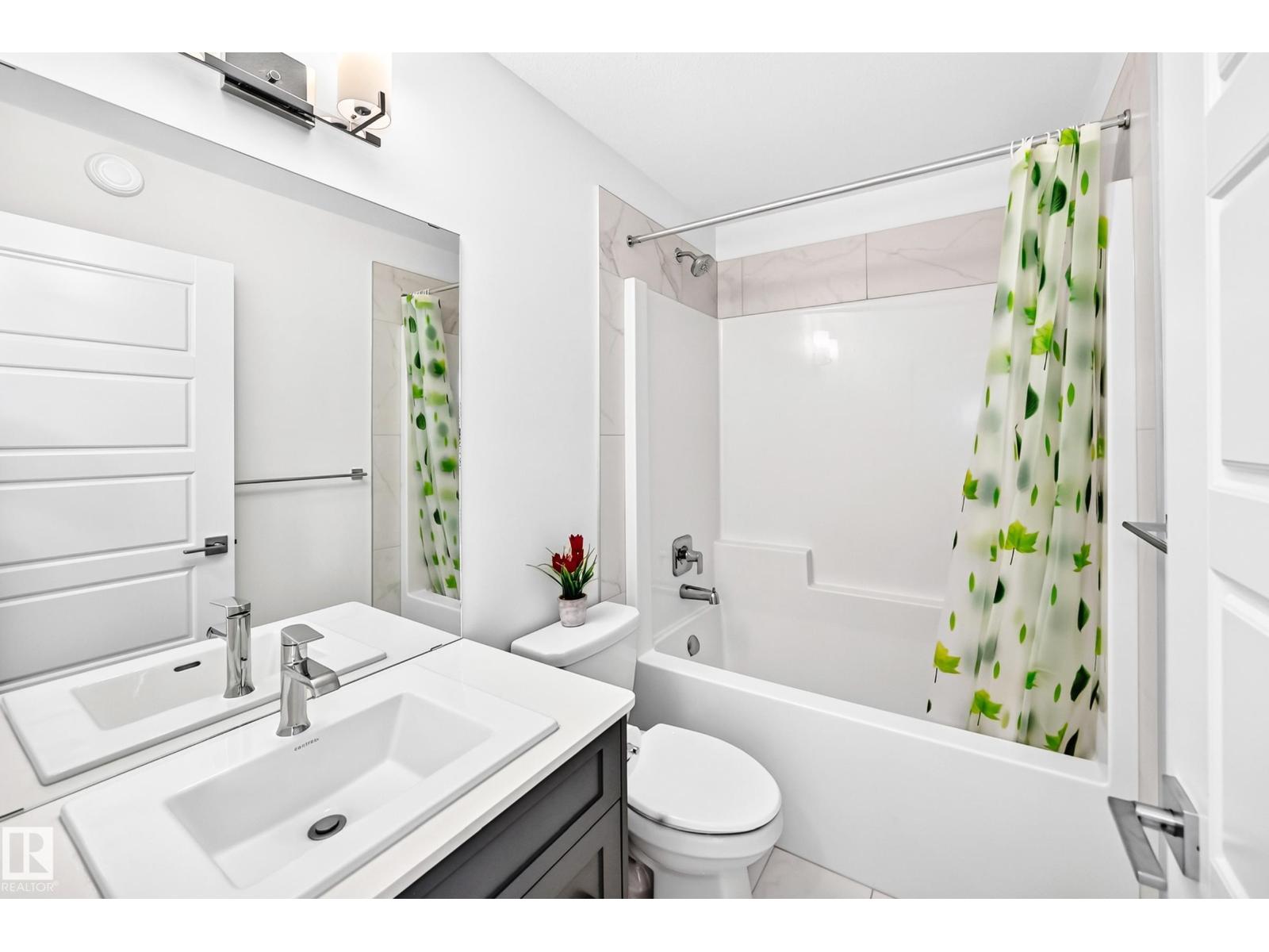 4027 Hawthorn LI SW - 40