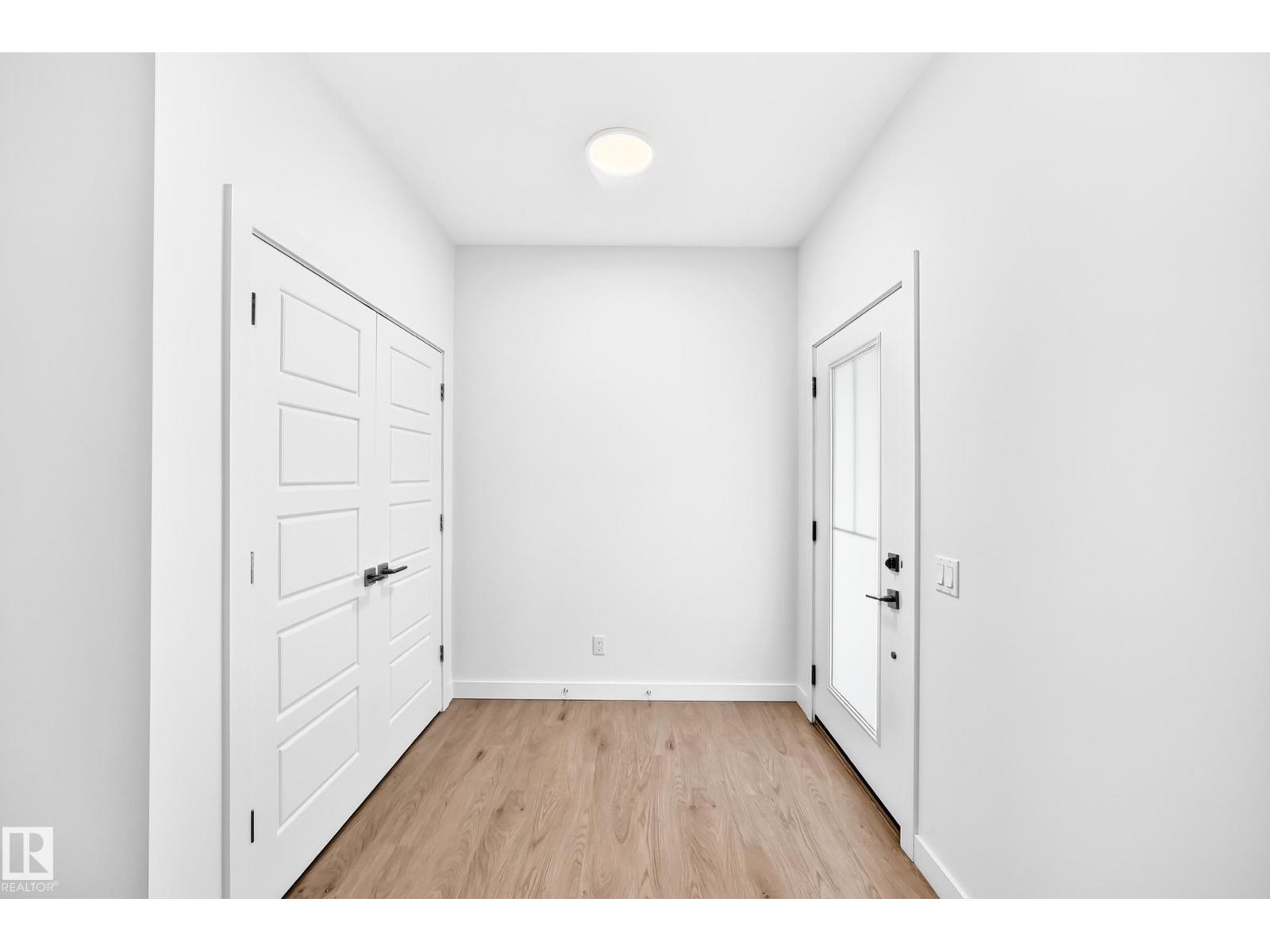 4027 Hawthorn LI SW - 5