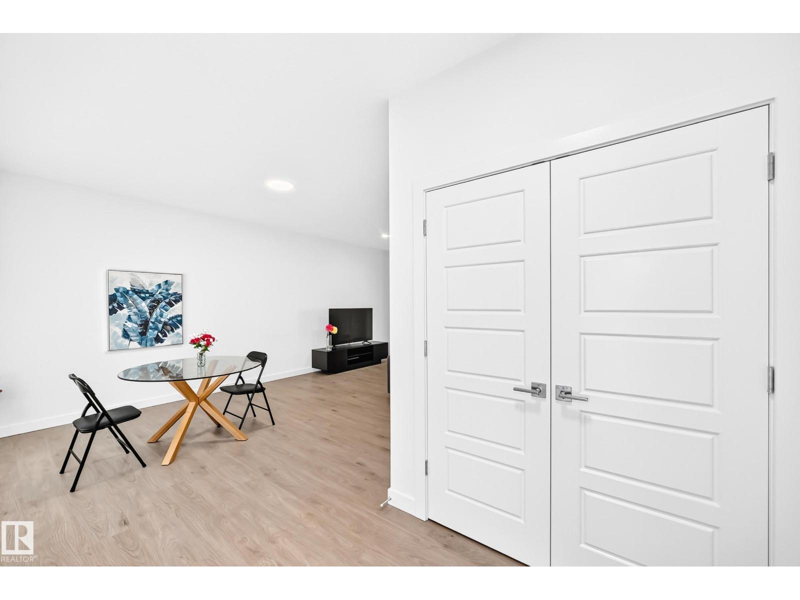 4027 Hawthorn LI SW - 6