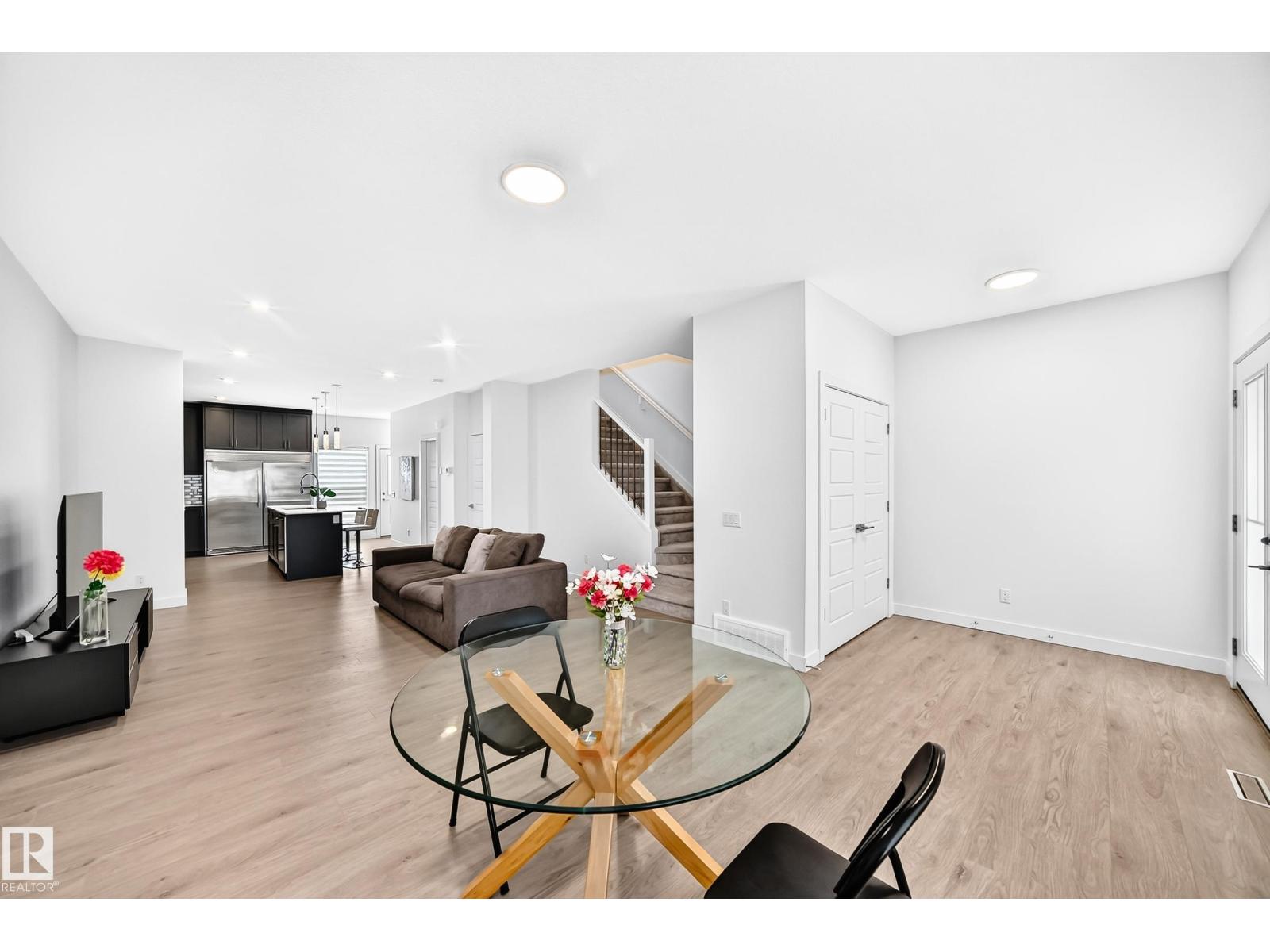 4027 Hawthorn LI SW - 7