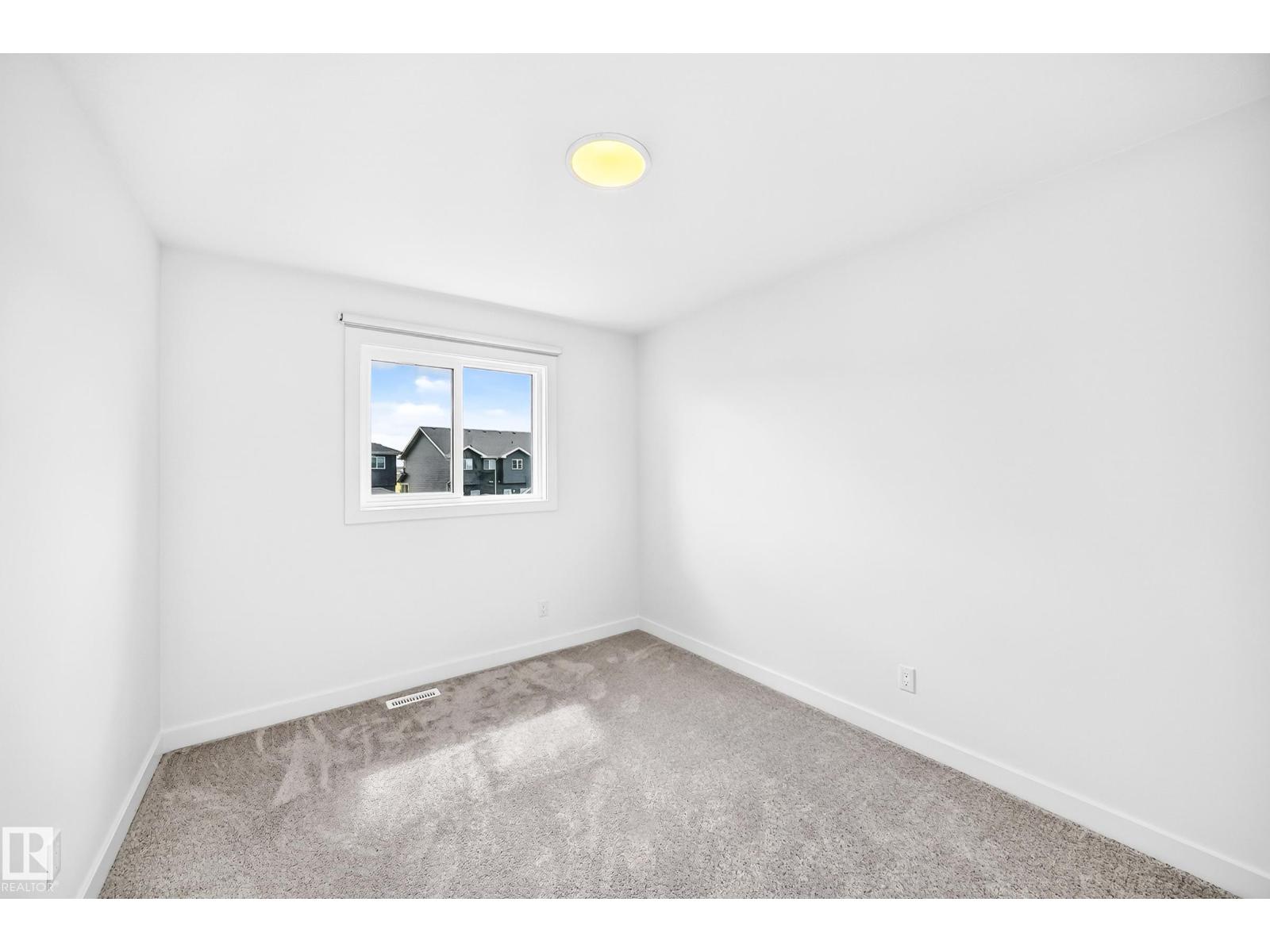 4027 Hawthorn LI SW - 34