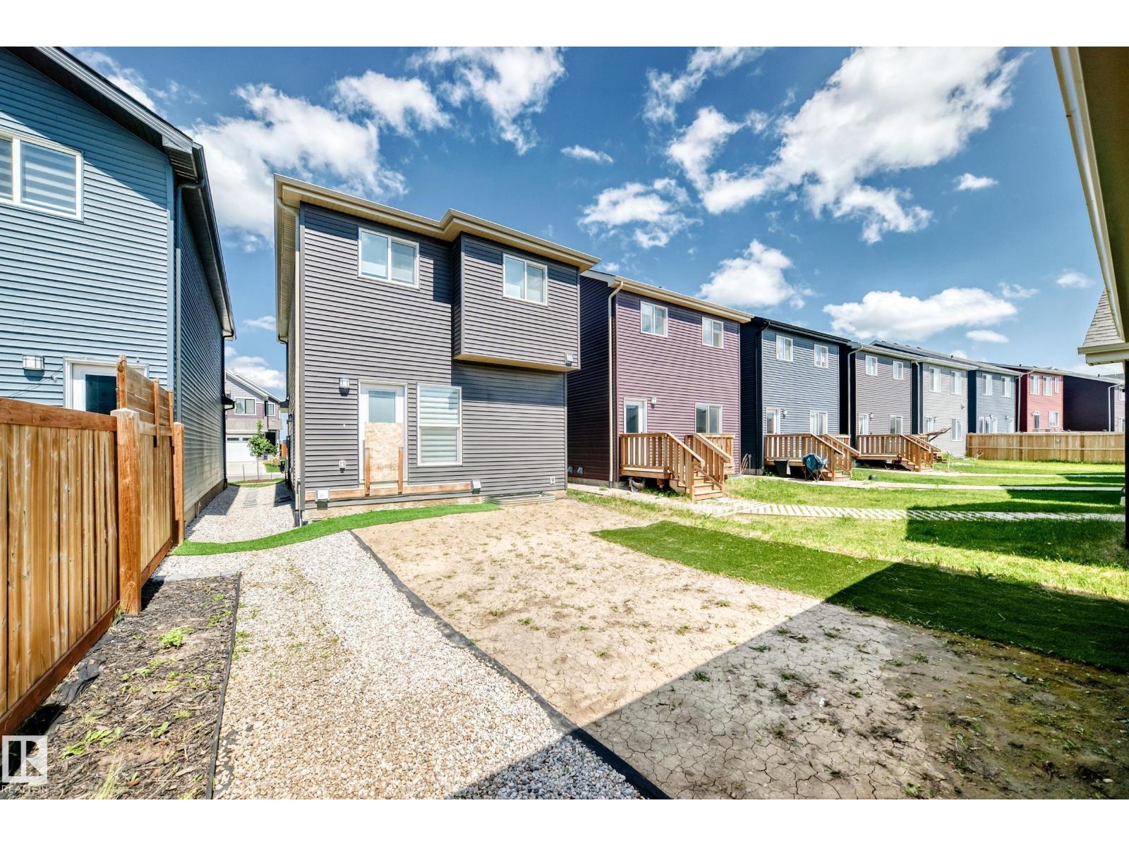4027 Hawthorn LI SW - 51