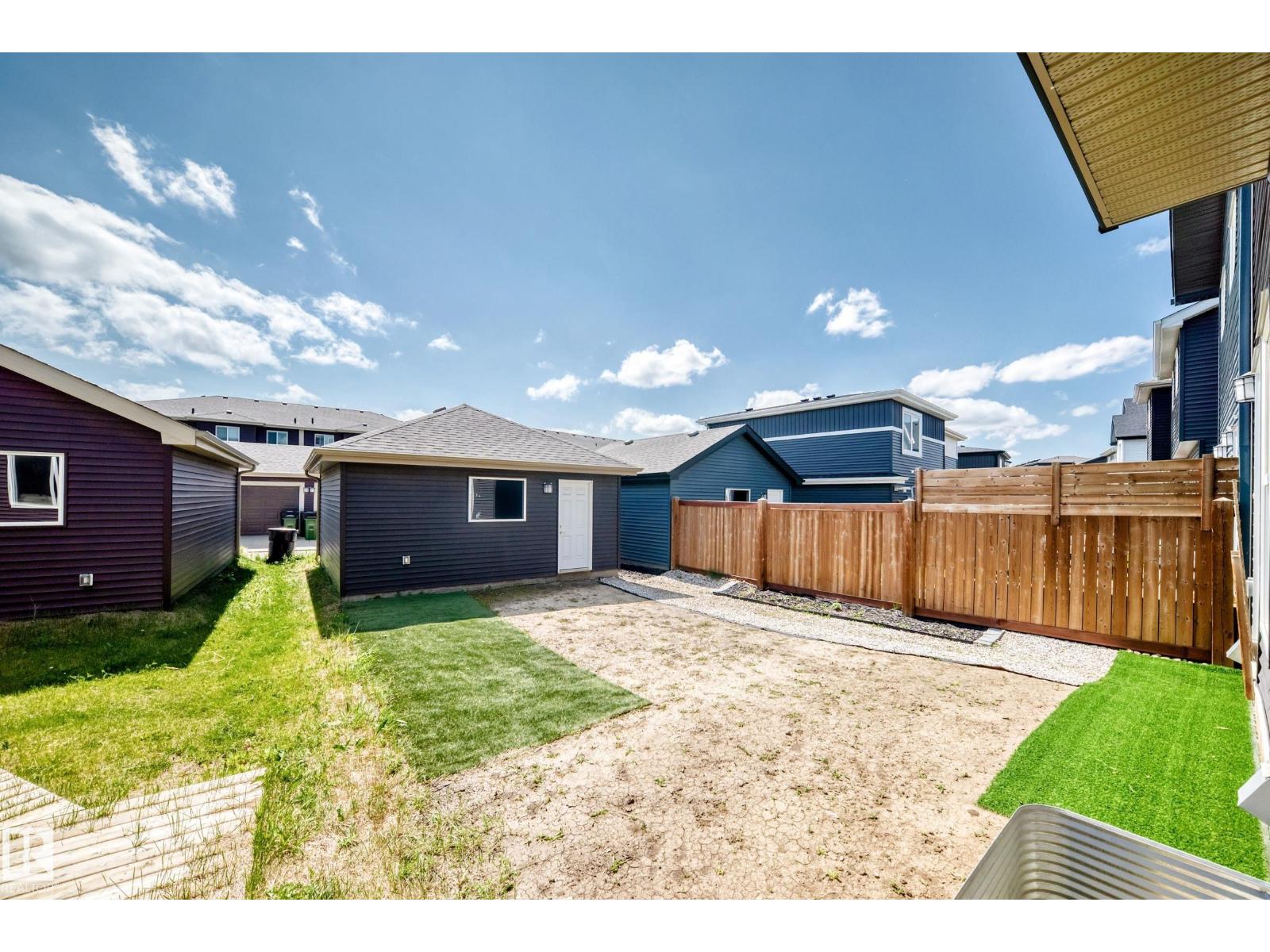 4027 Hawthorn LI SW - 53