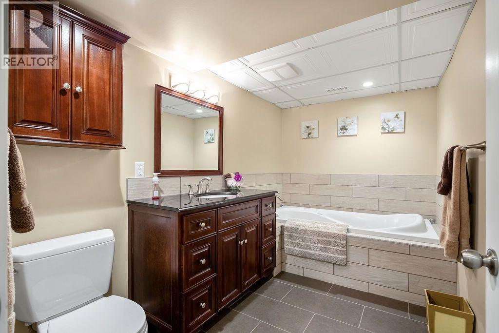 1348 Norfolk Drive NW - 23