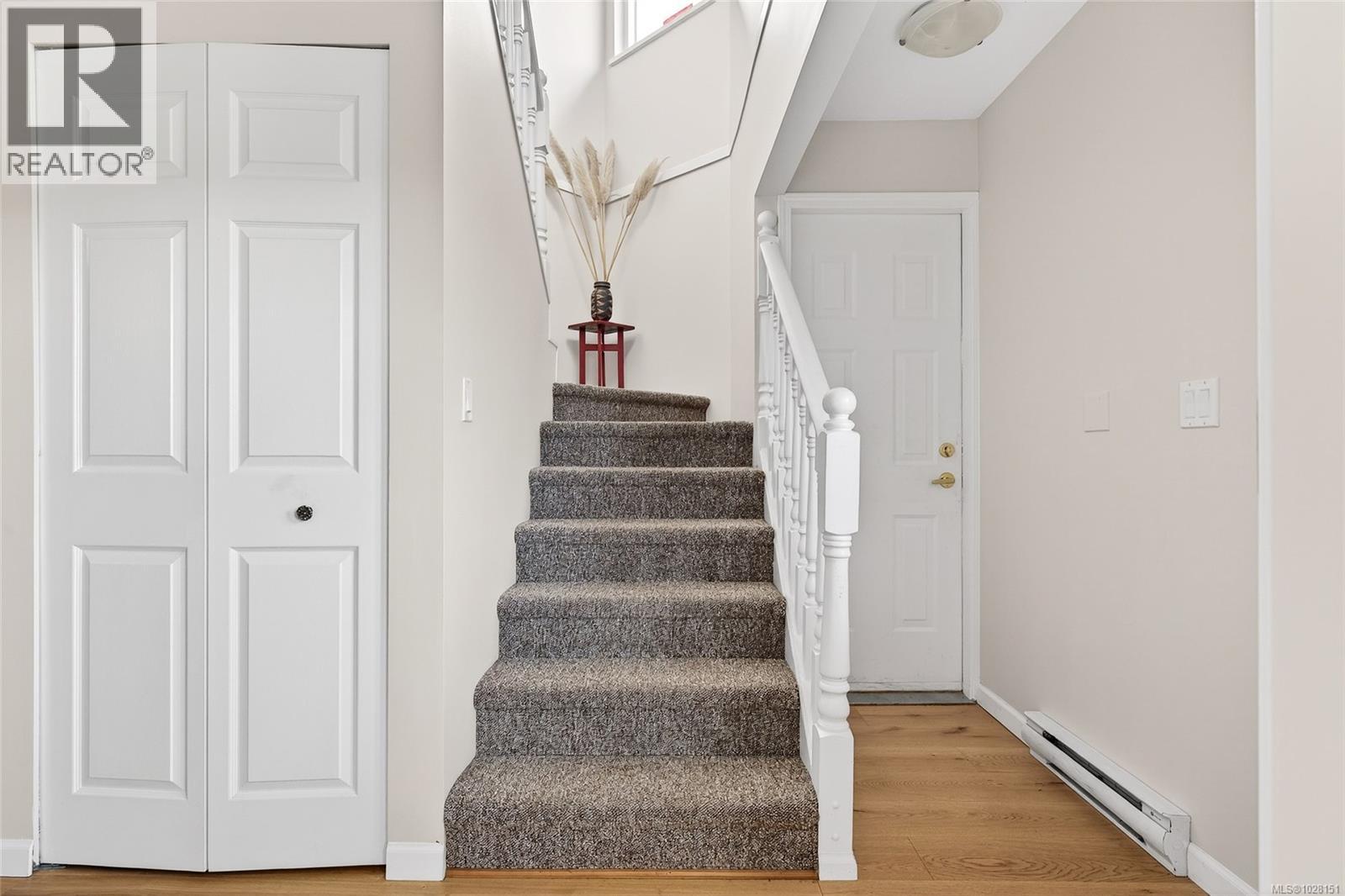 #8 130 Corbett Rd - 23