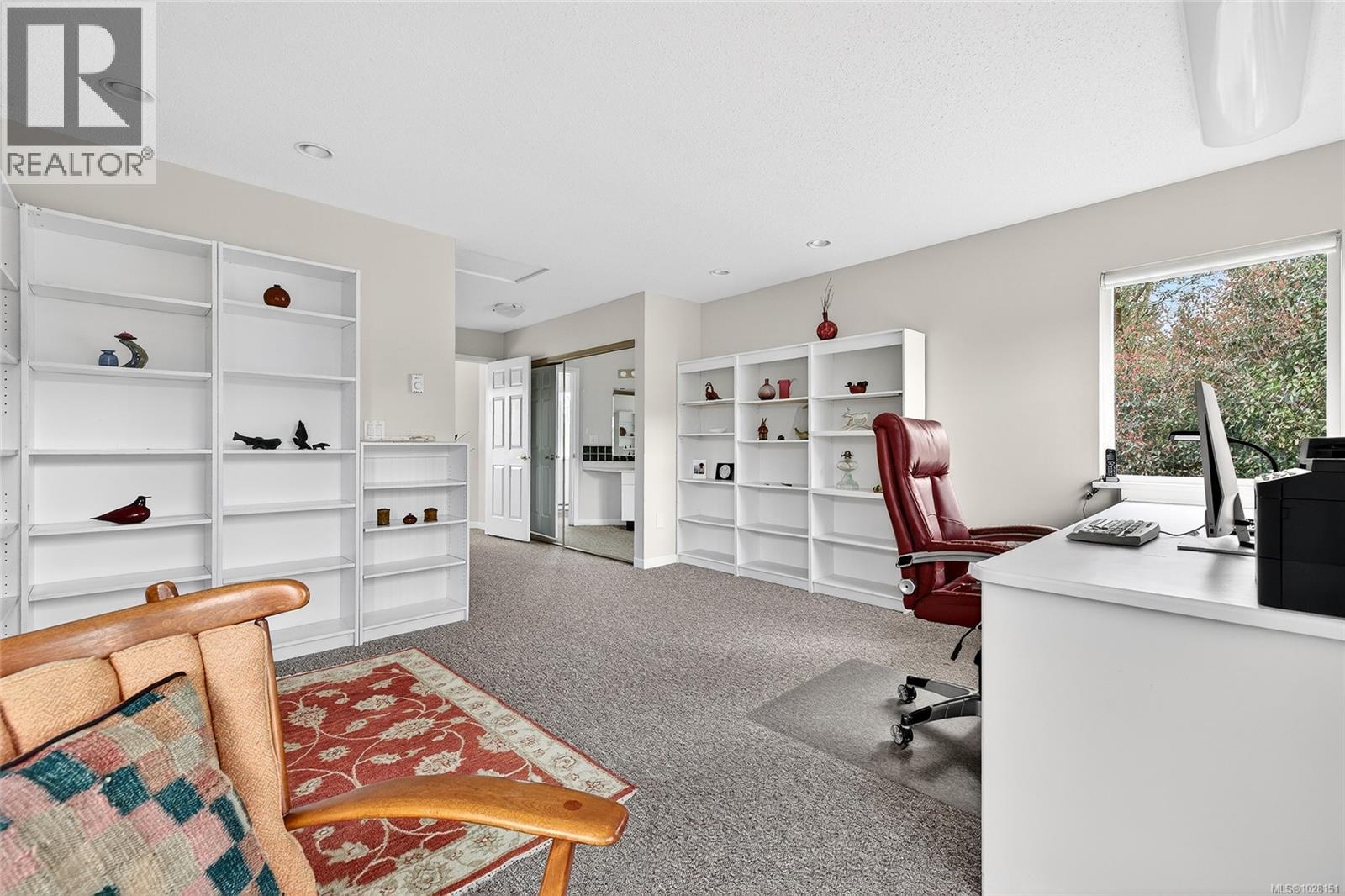 #8 130 Corbett Rd - 20