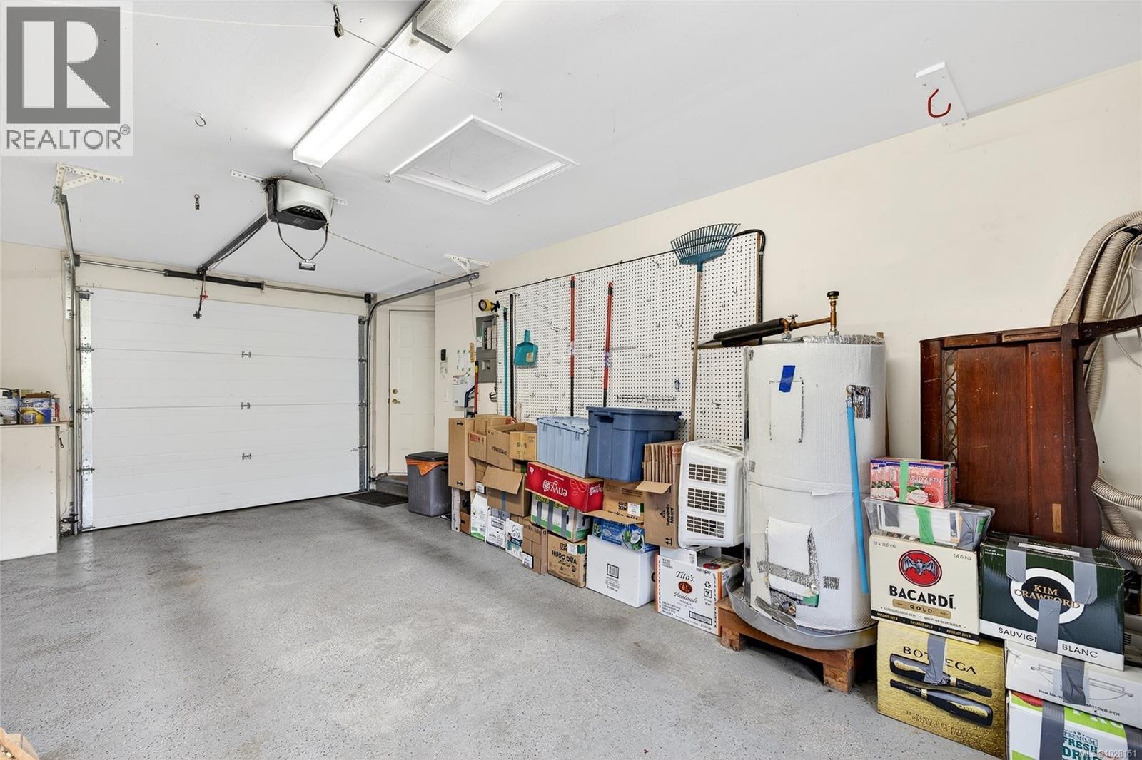 #8 130 Corbett Rd - 25