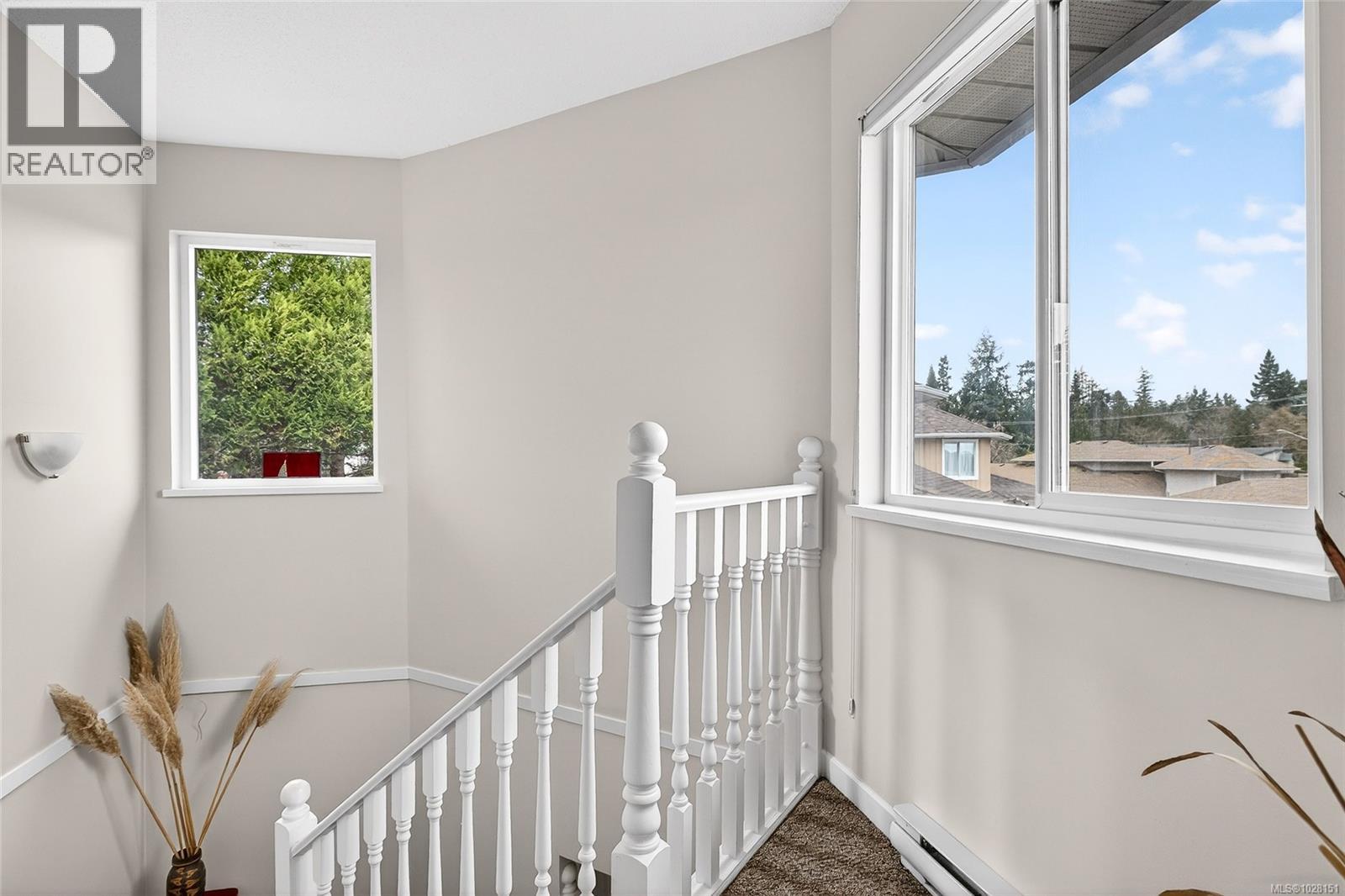 #8 130 Corbett Rd - 22