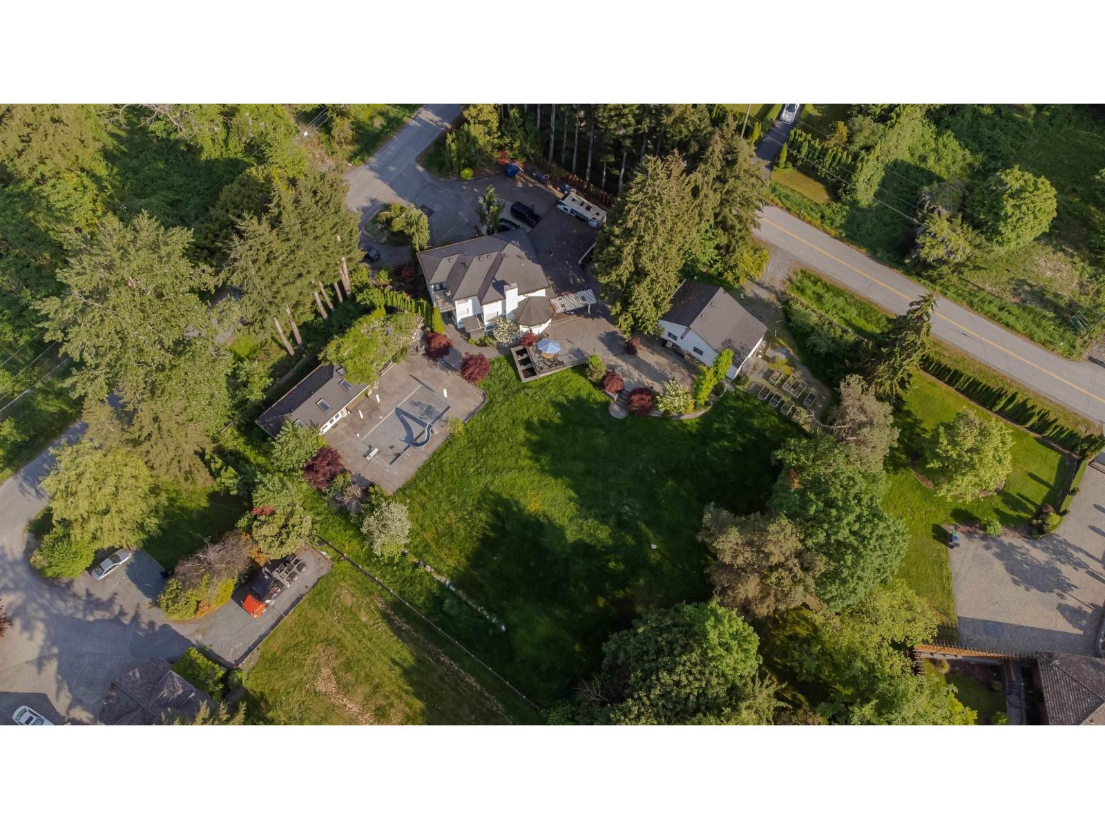 6 Bed, 4 Bath House for Sale in Surrey – 18171 72 AVENUE, Surrey – MLS# R3145576 - Image 21