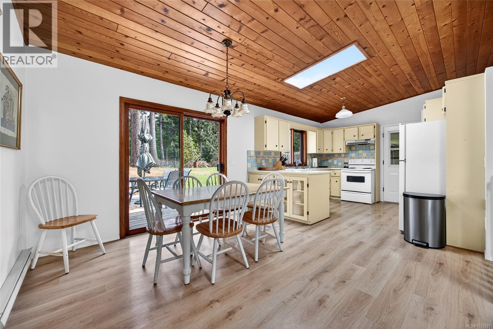 140 Quarry Dr - 9