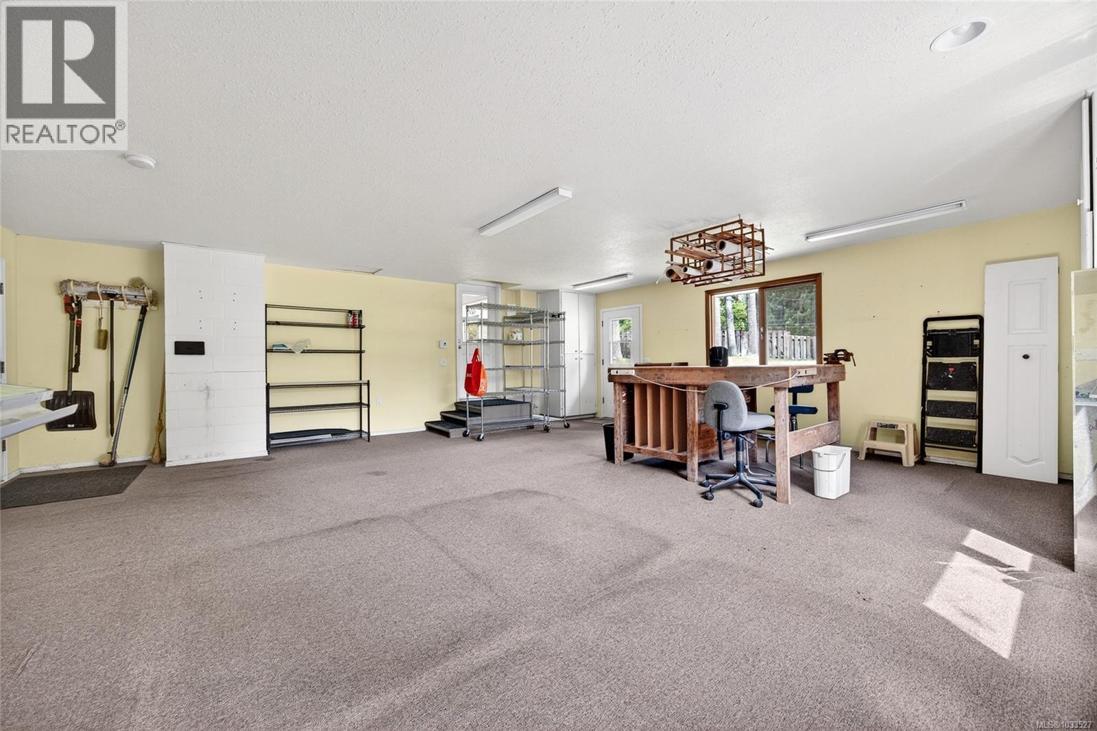 140 Quarry Dr - Image 27