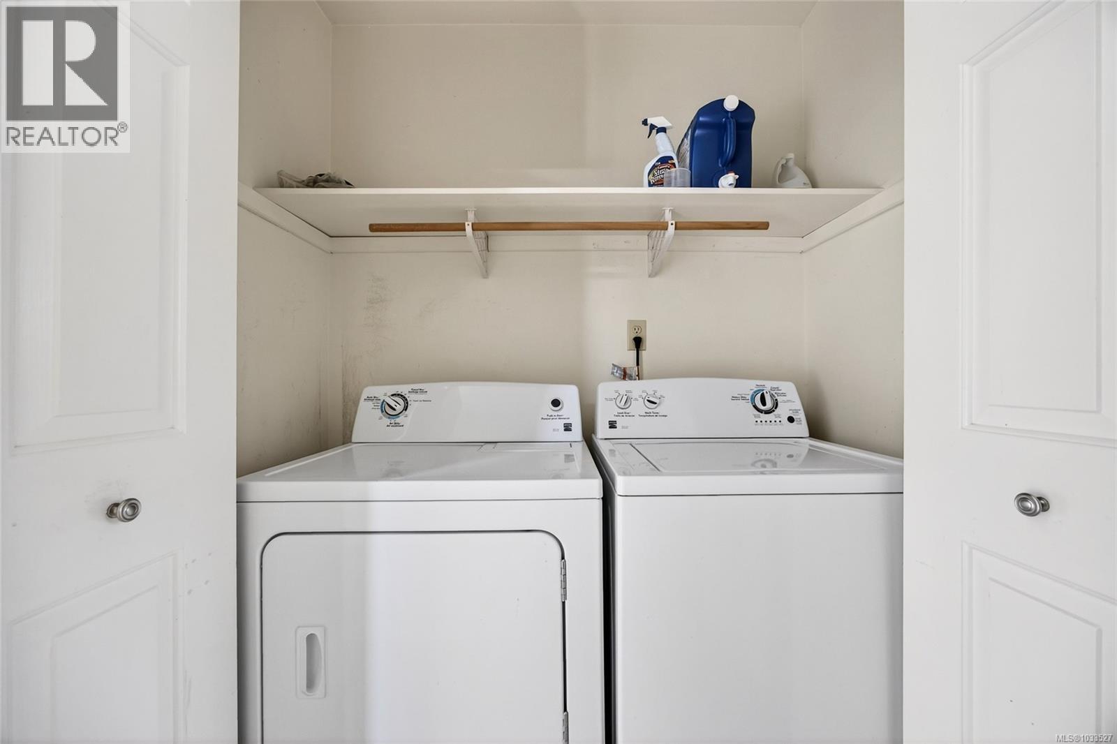 140 Quarry Dr - Image 24