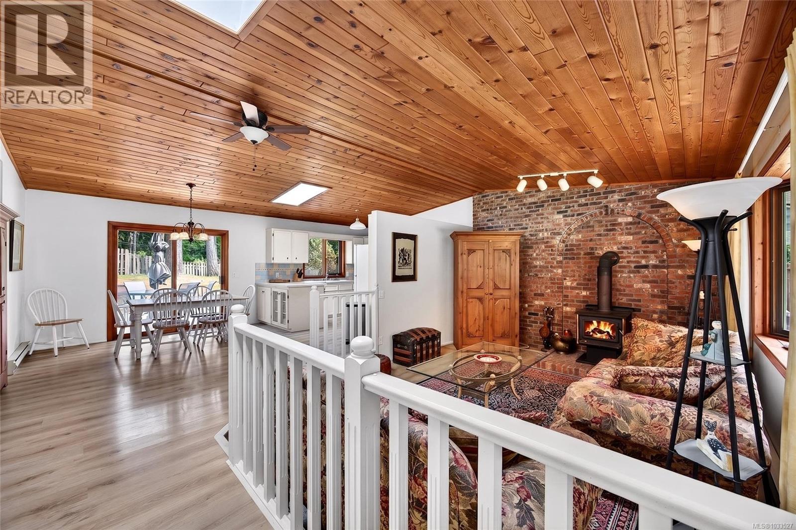 140 Quarry Dr - 6