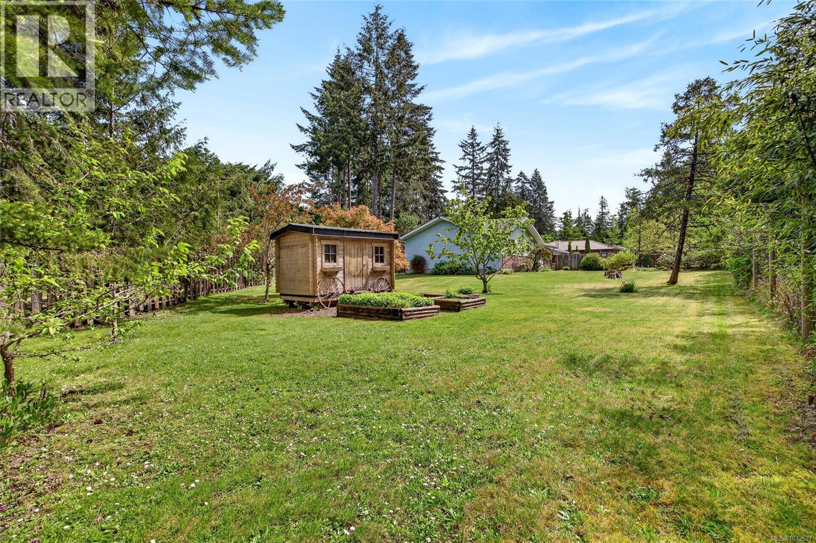 140 Quarry Dr - 33