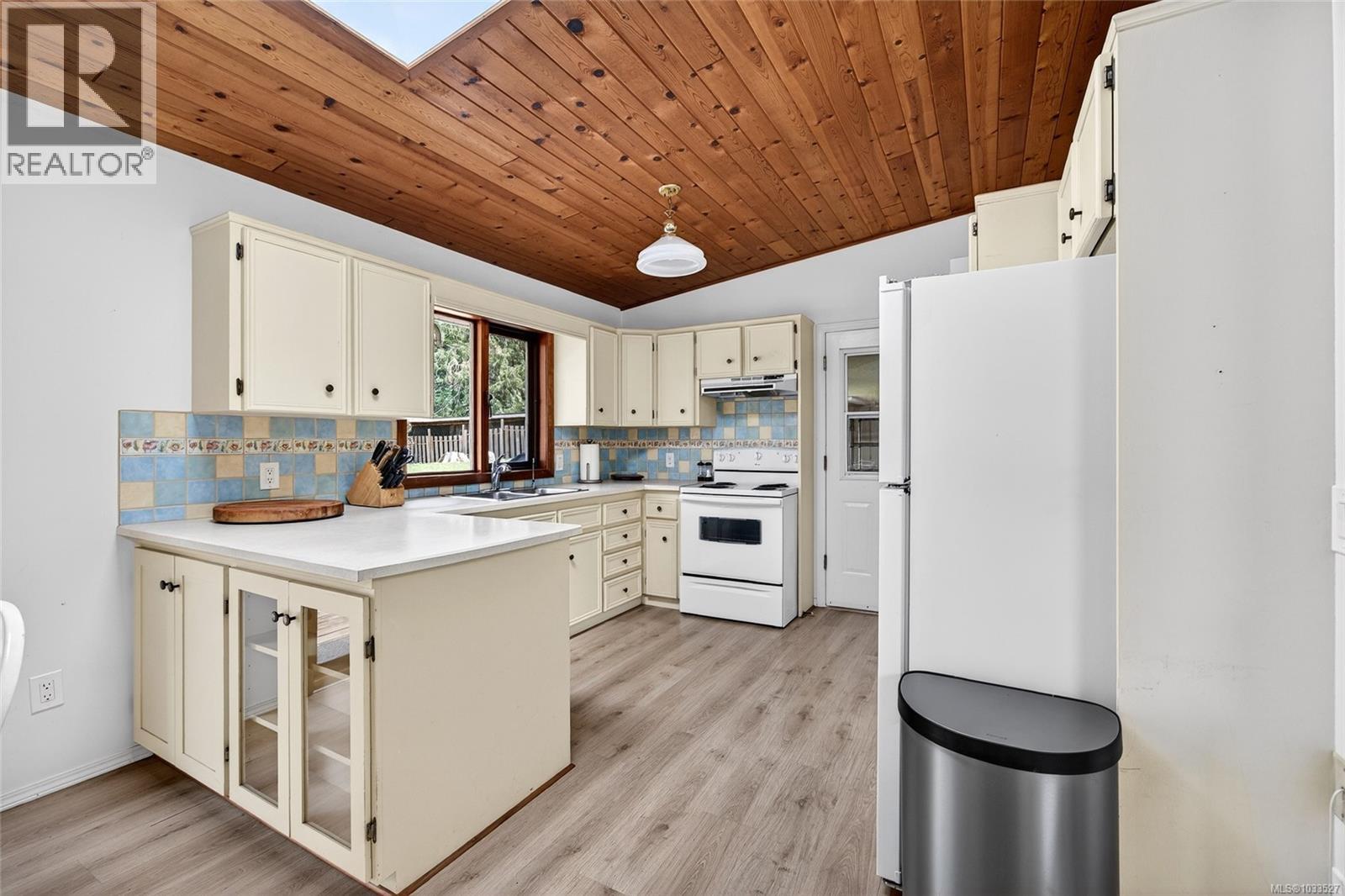 140 Quarry Dr - Image 10