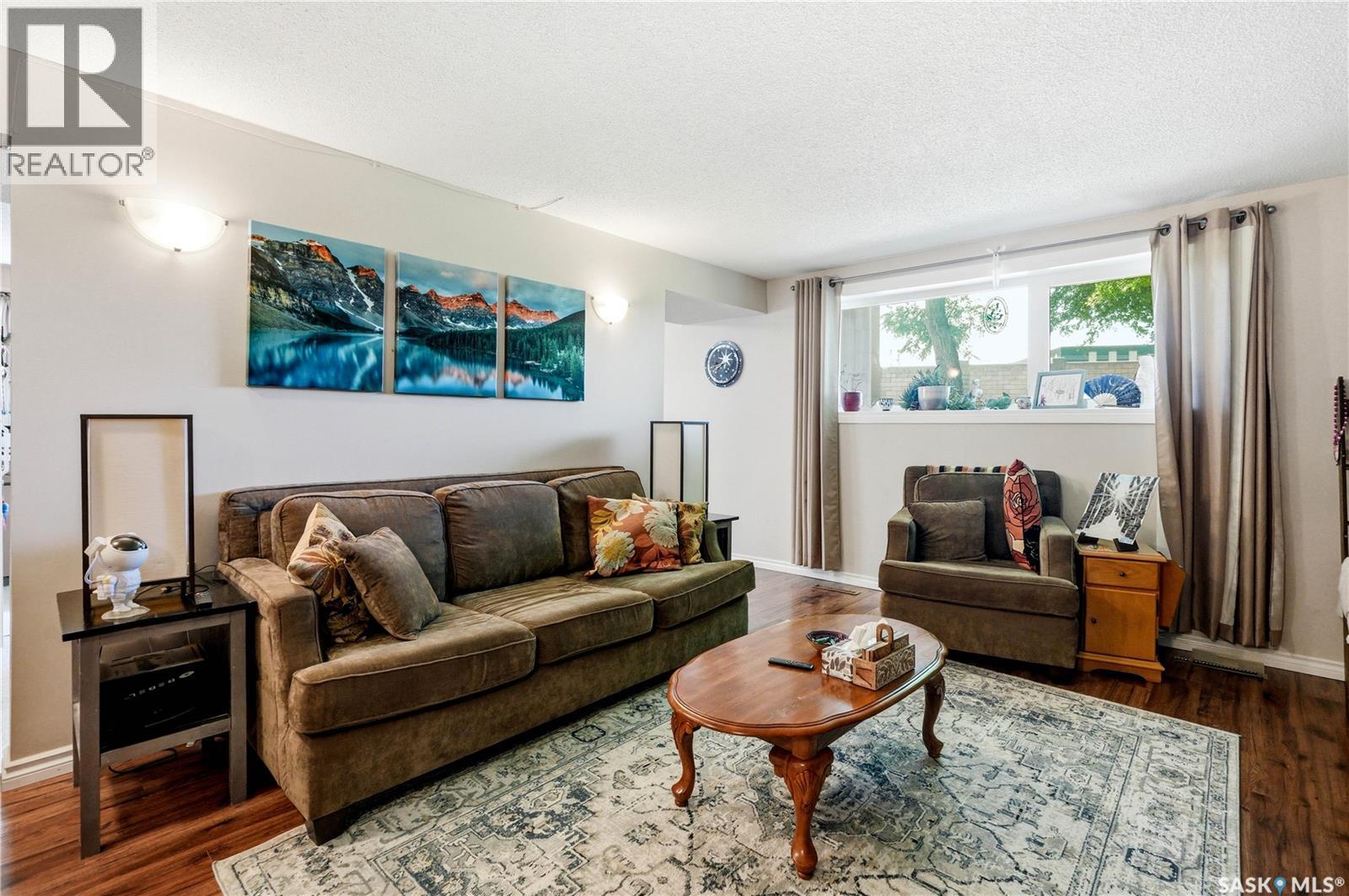2525 McPherson AVENUE - 38