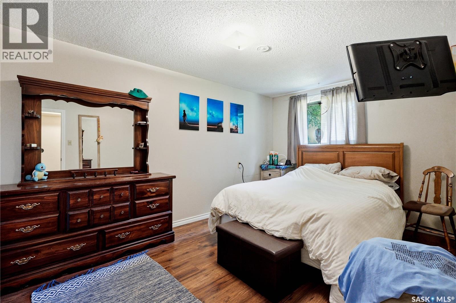 2525 McPherson AVENUE - 42