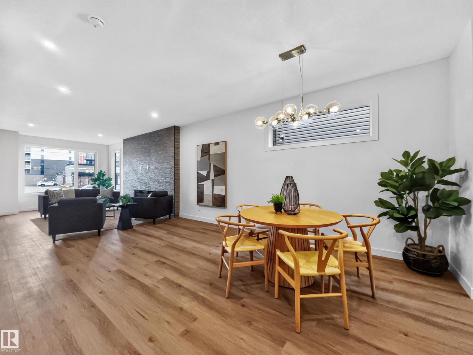 8711 149 ST NW - 20