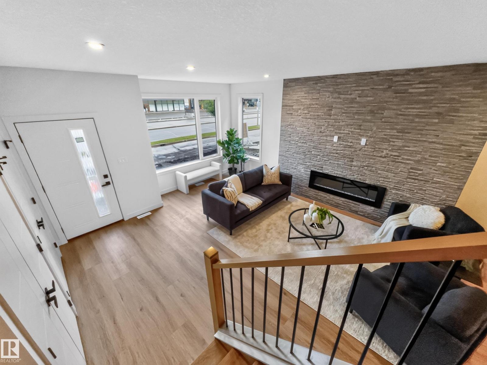 8711 149 ST NW - 22