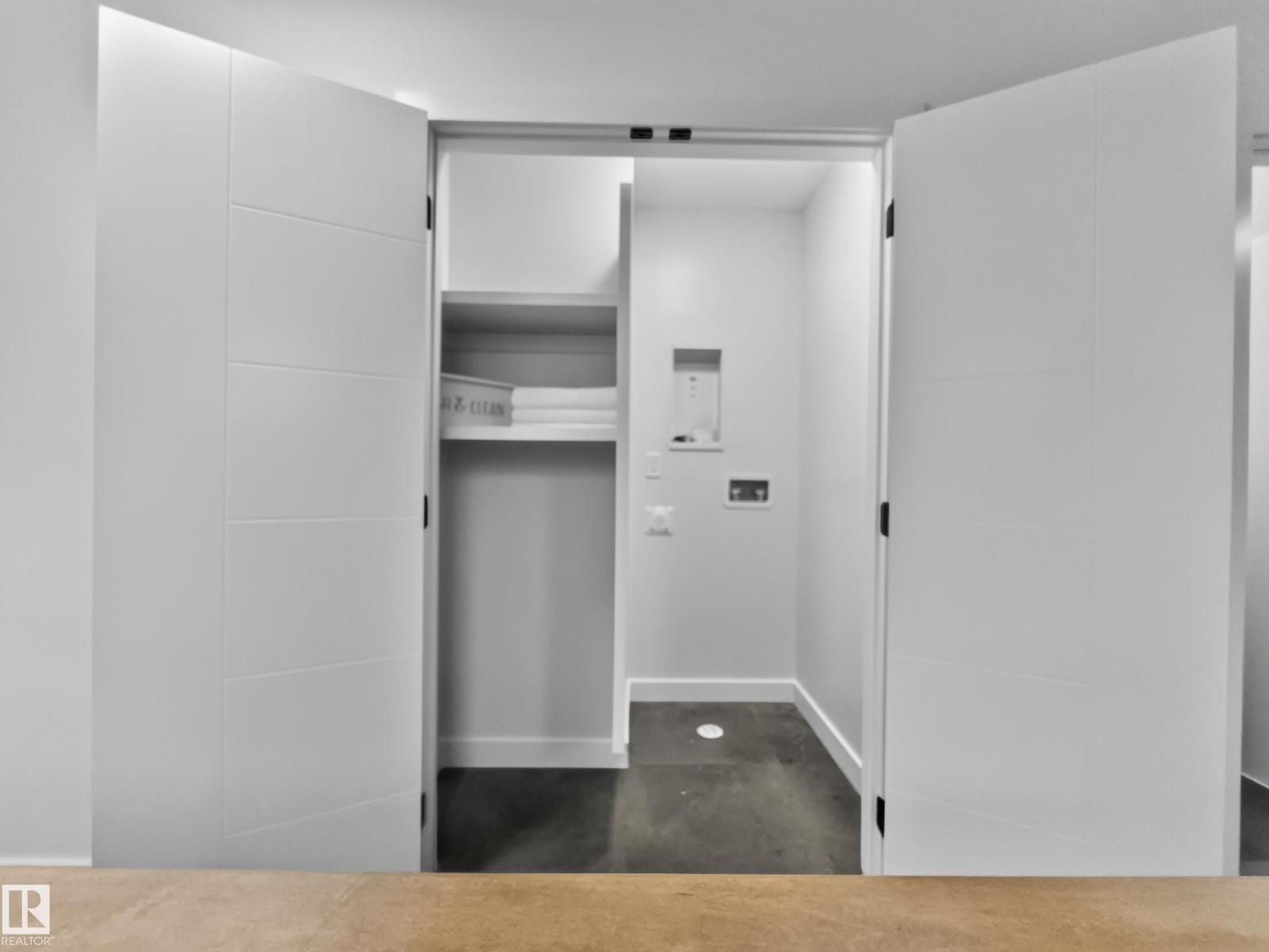 8711 149 ST NW - 35