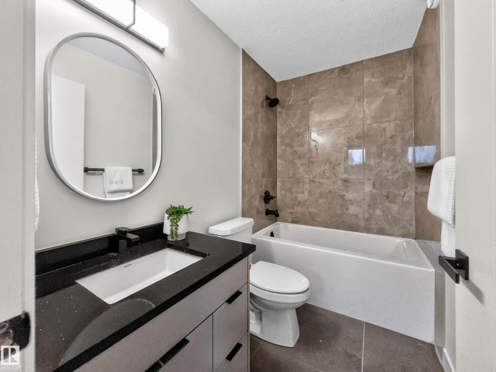 8711 149 ST NW - 38