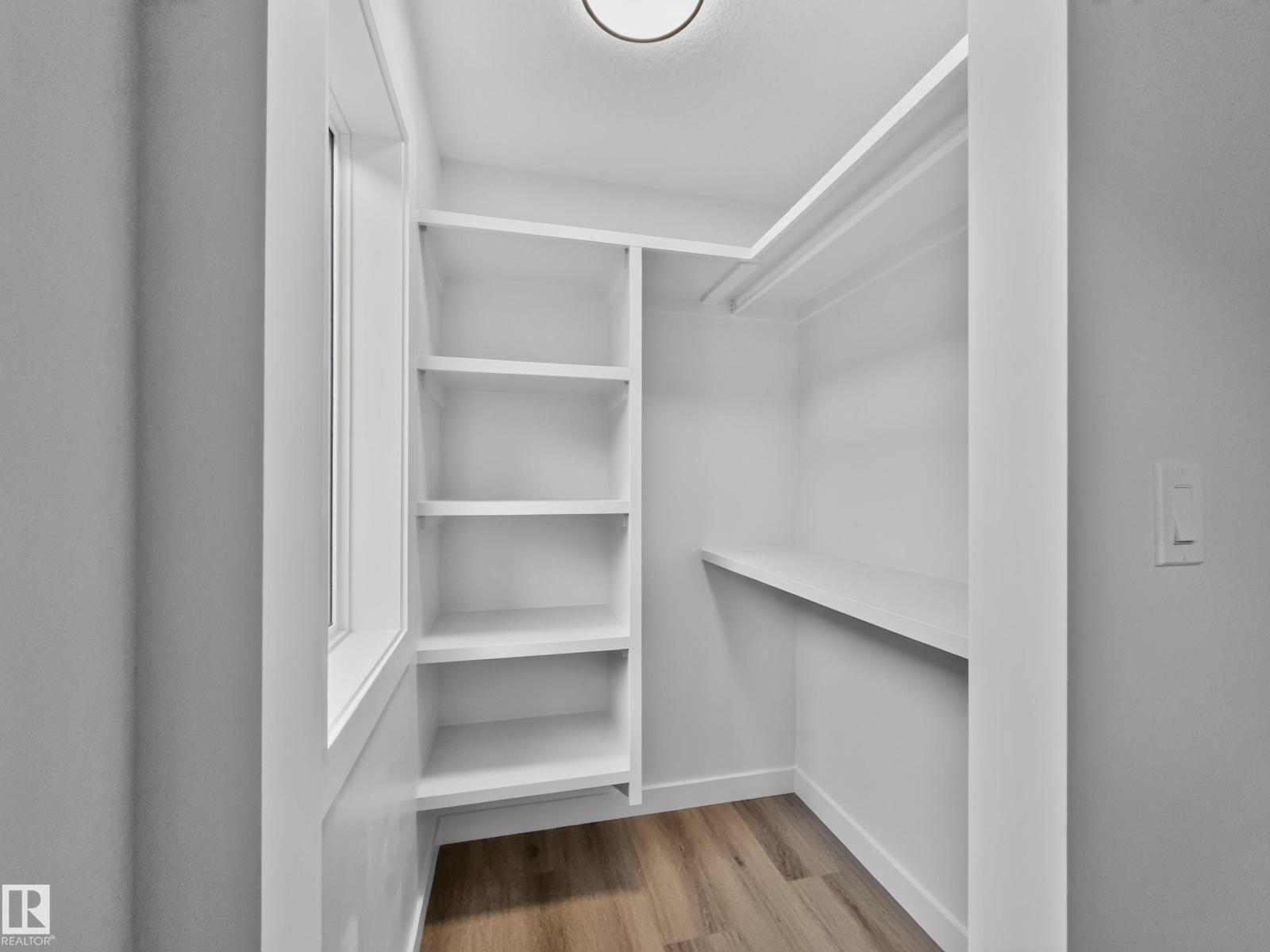 8711 149 ST NW - 41