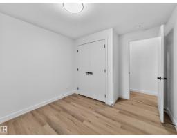 8711 149 St Nw, Edmonton, AB T5R1B5 Photo 58