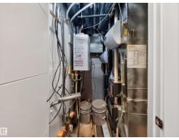8711 149 St Nw, Edmonton, AB T5R1B5 Photo 63