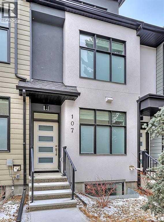 #107 408 27 Avenue NE - 2
