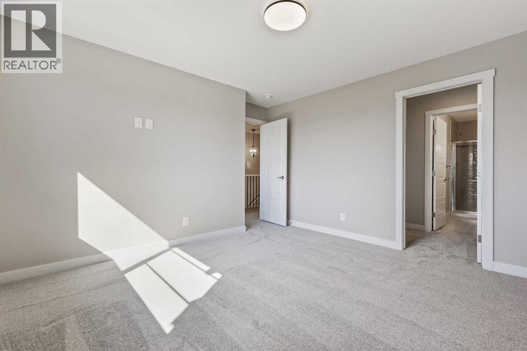 8 Waterford Glen - 31