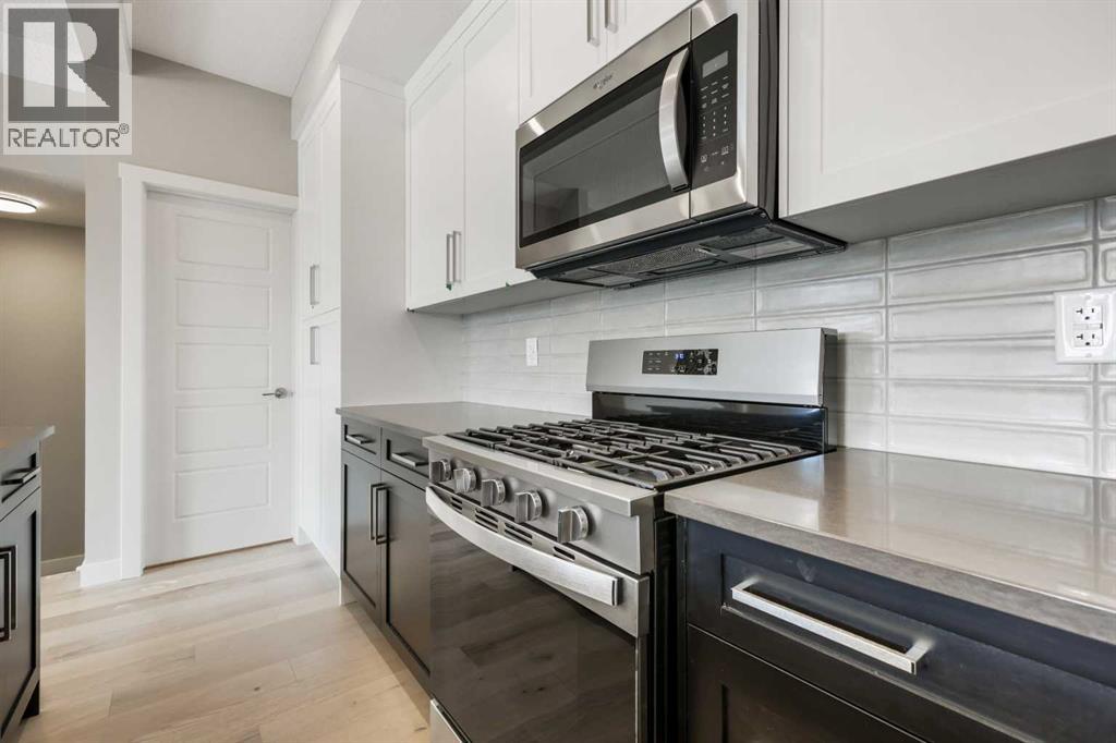 8 Waterford Glen - 17